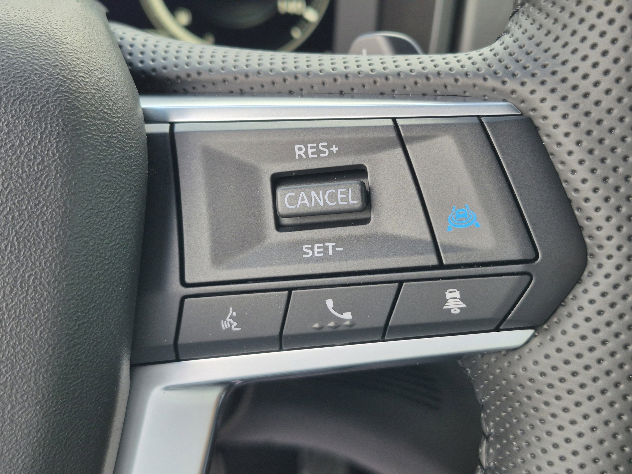 2026 Nissan Rogue Plug-In Hybrid Platinum - Photo 32
