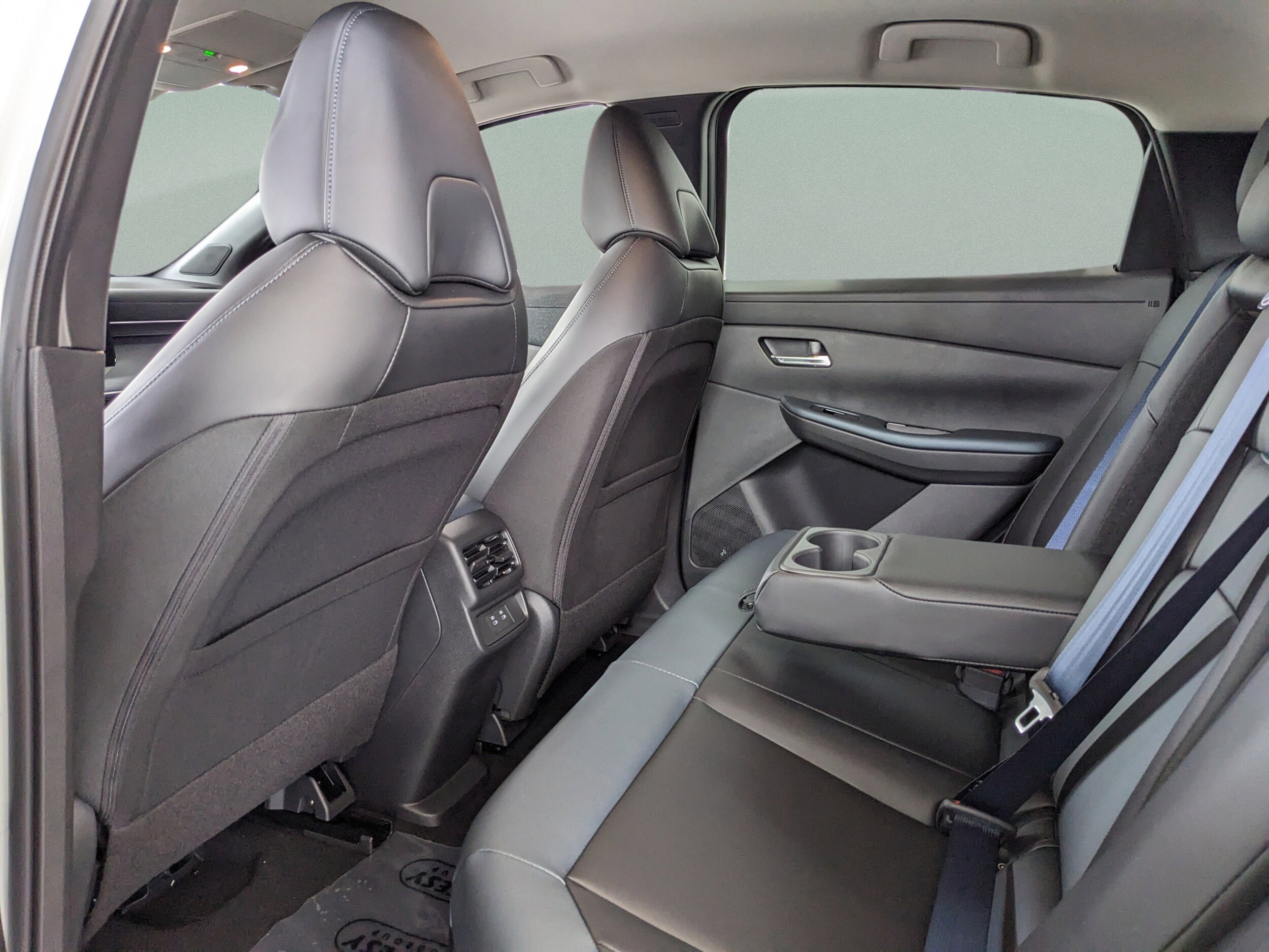 2026 Nissan LEAF SV+ - Photo 13