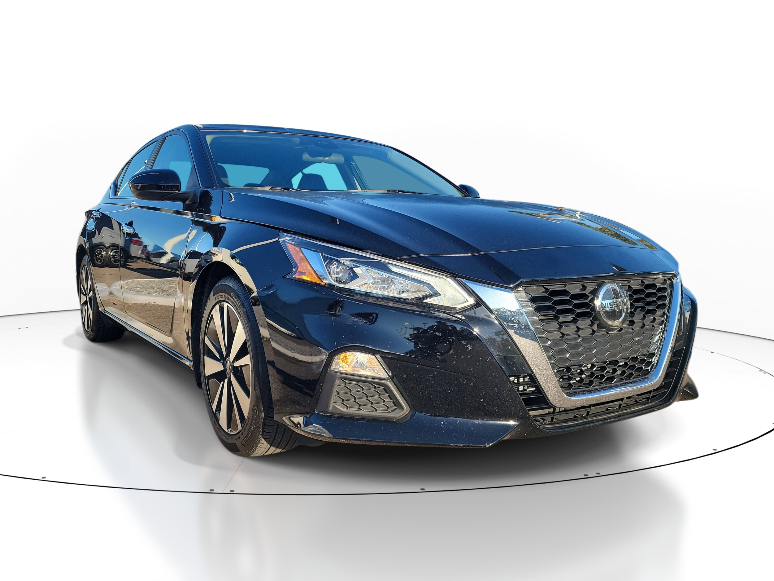 2022 Nissan Altima 2.5 SV photo 3
