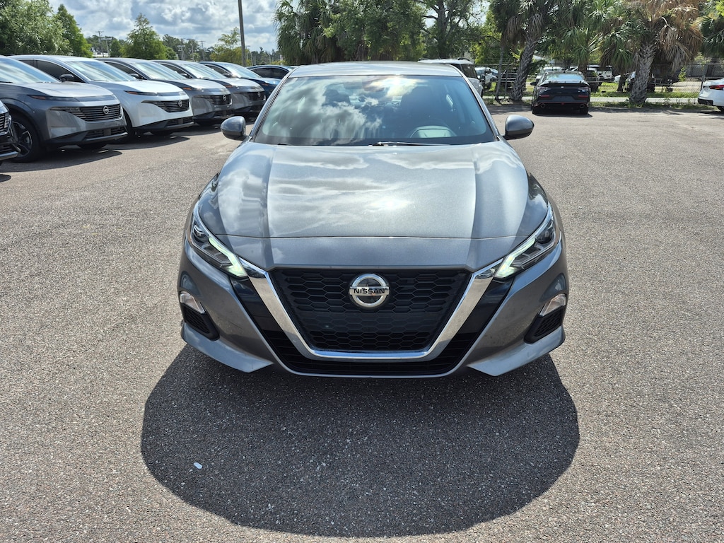 Certified 2022 Nissan Altima 2.5 SV Sedan