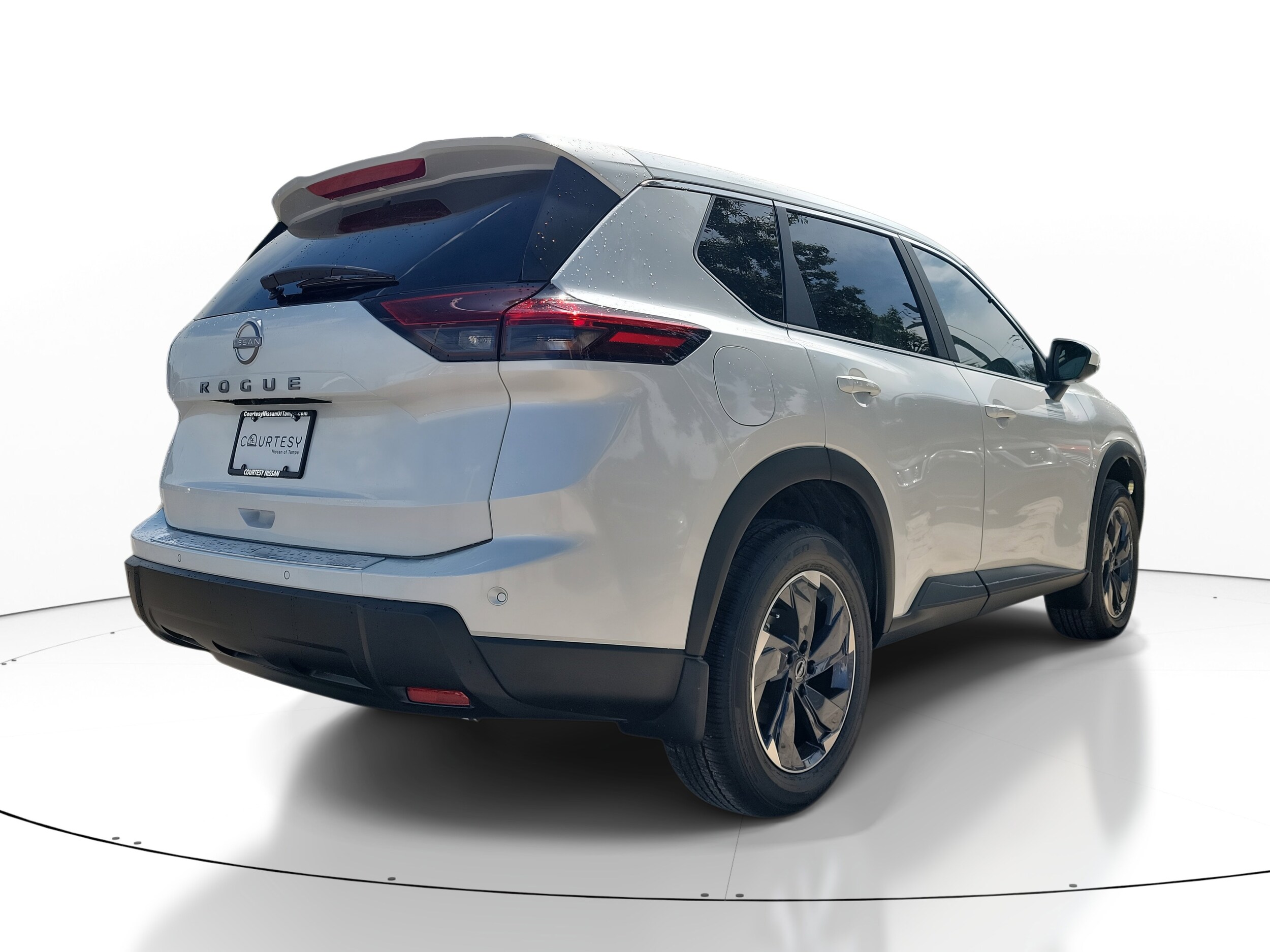 2025 Nissan Rogue SV photo 2