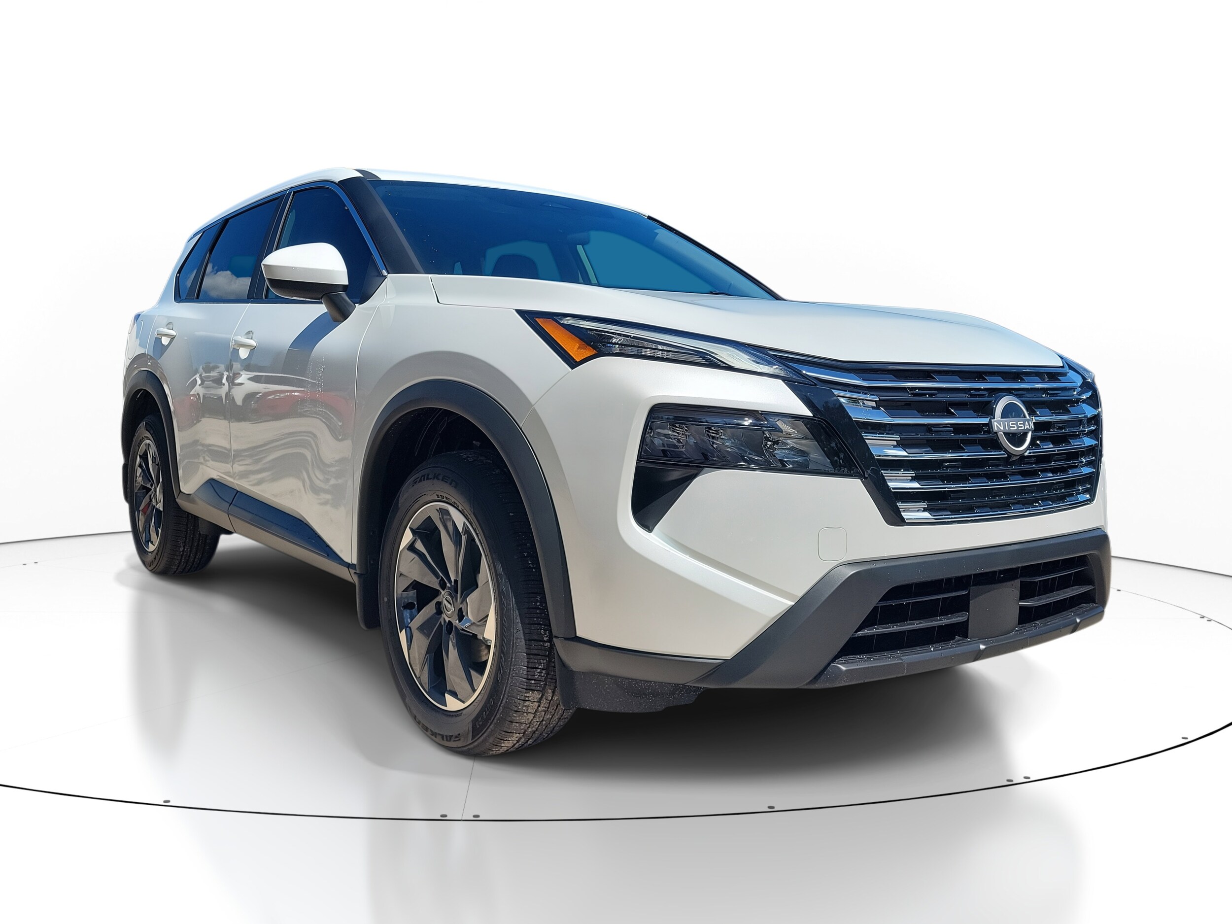 2025 Nissan Rogue SV photo 2