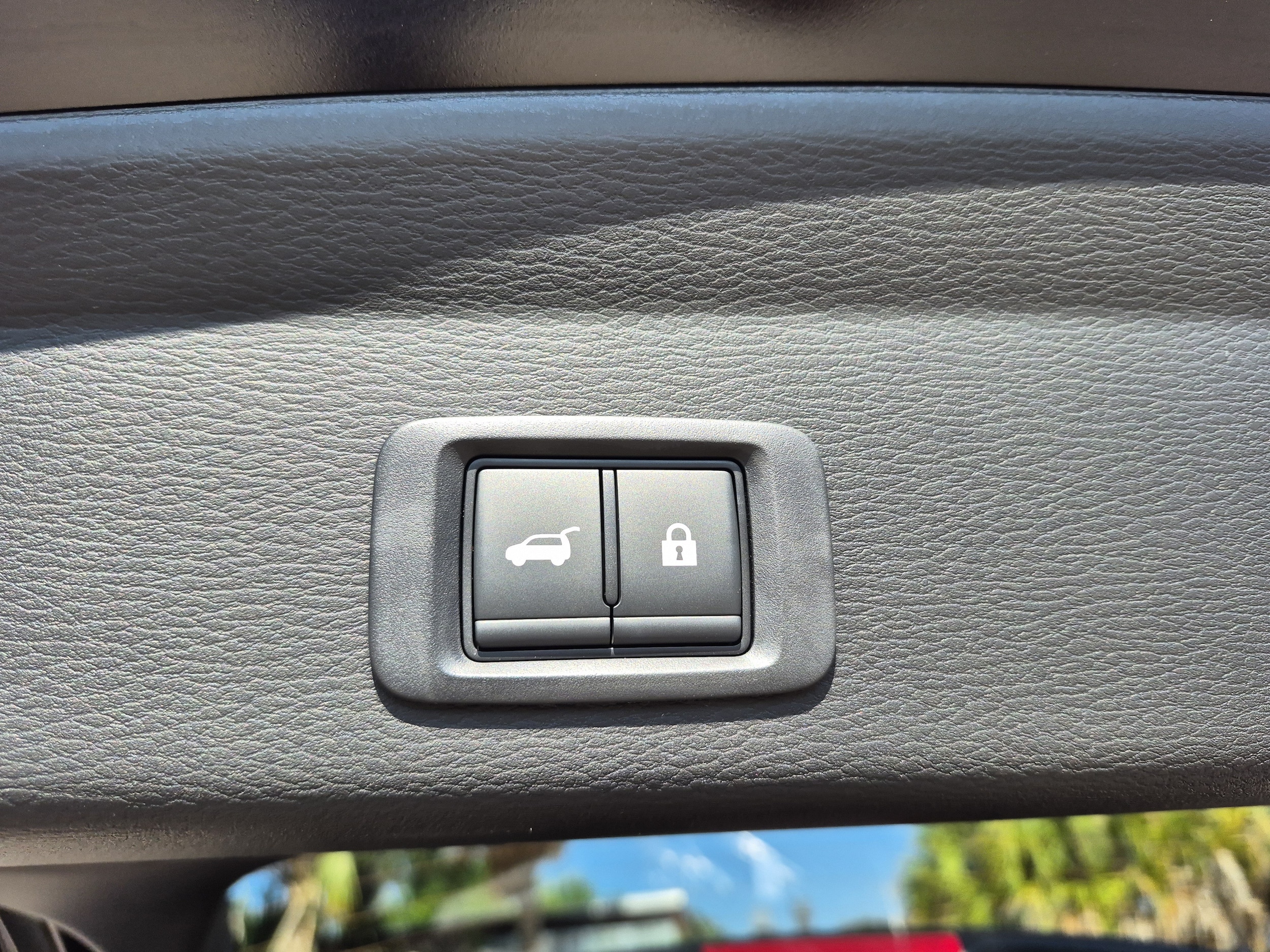 2026 Nissan Rogue Plug-In Hybrid SL - Photo 13