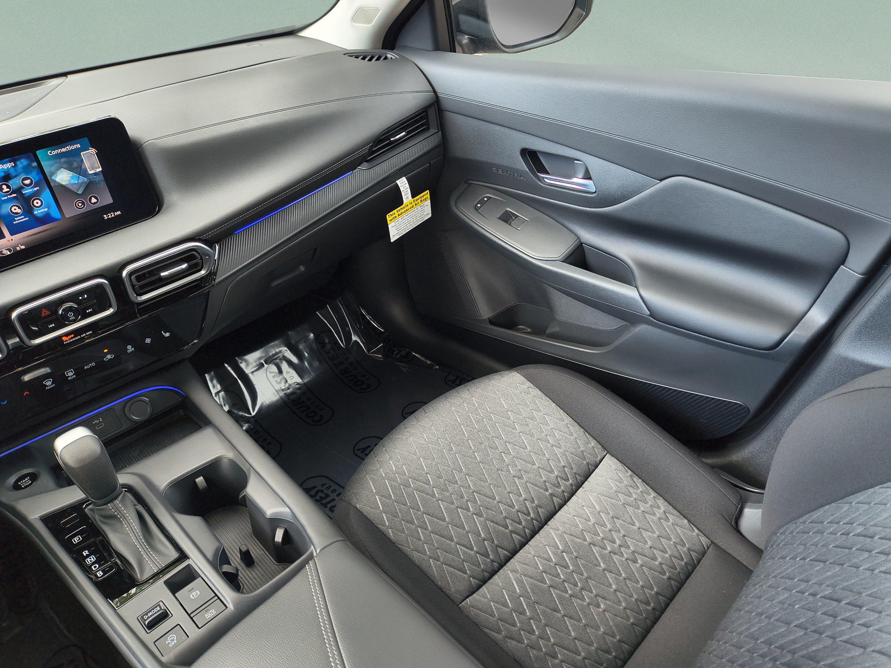 2026 Nissan Sentra SV - Photo 14