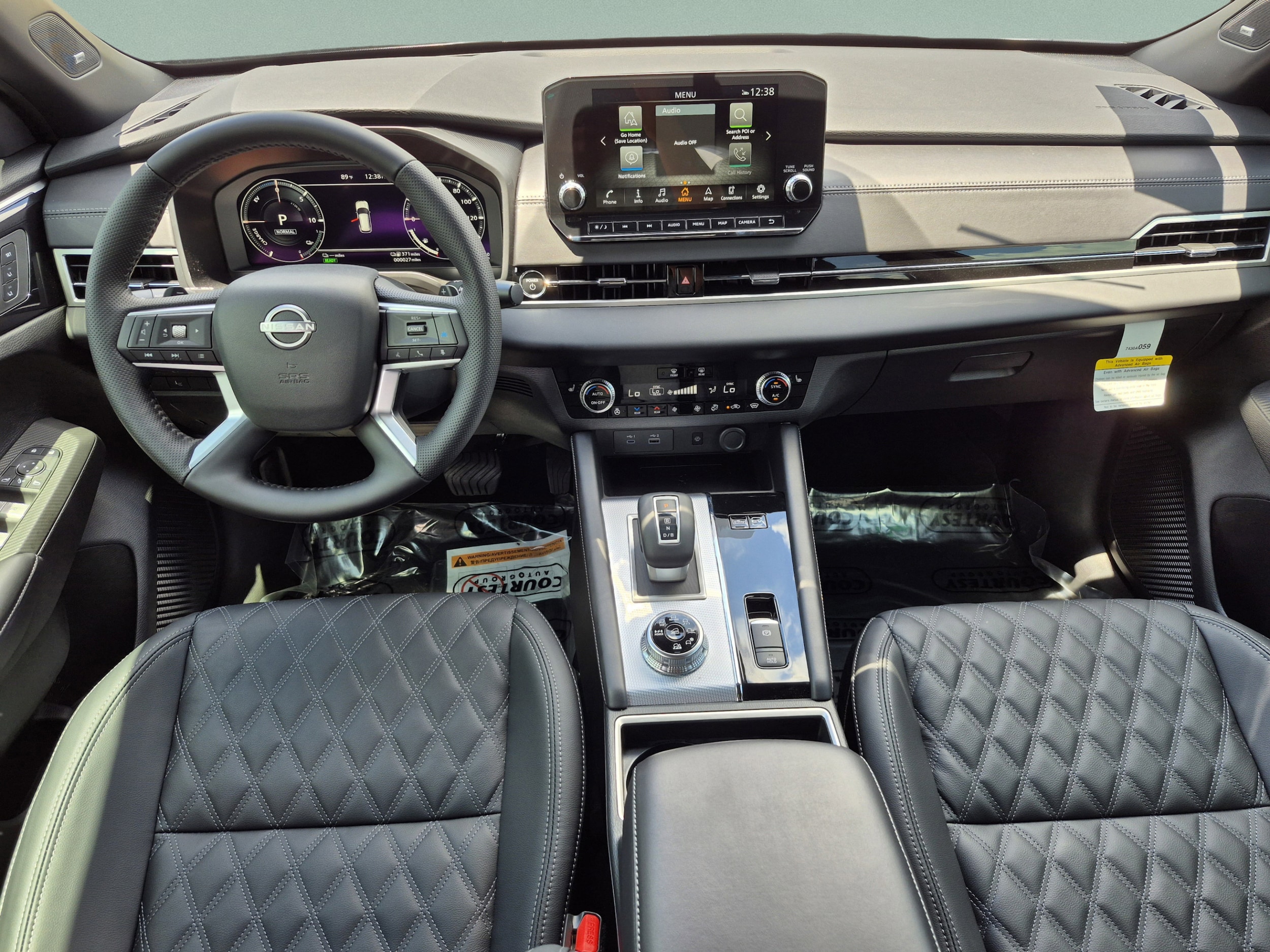 2026 Nissan Rogue Plug-In Hybrid Platinum - Photo 12