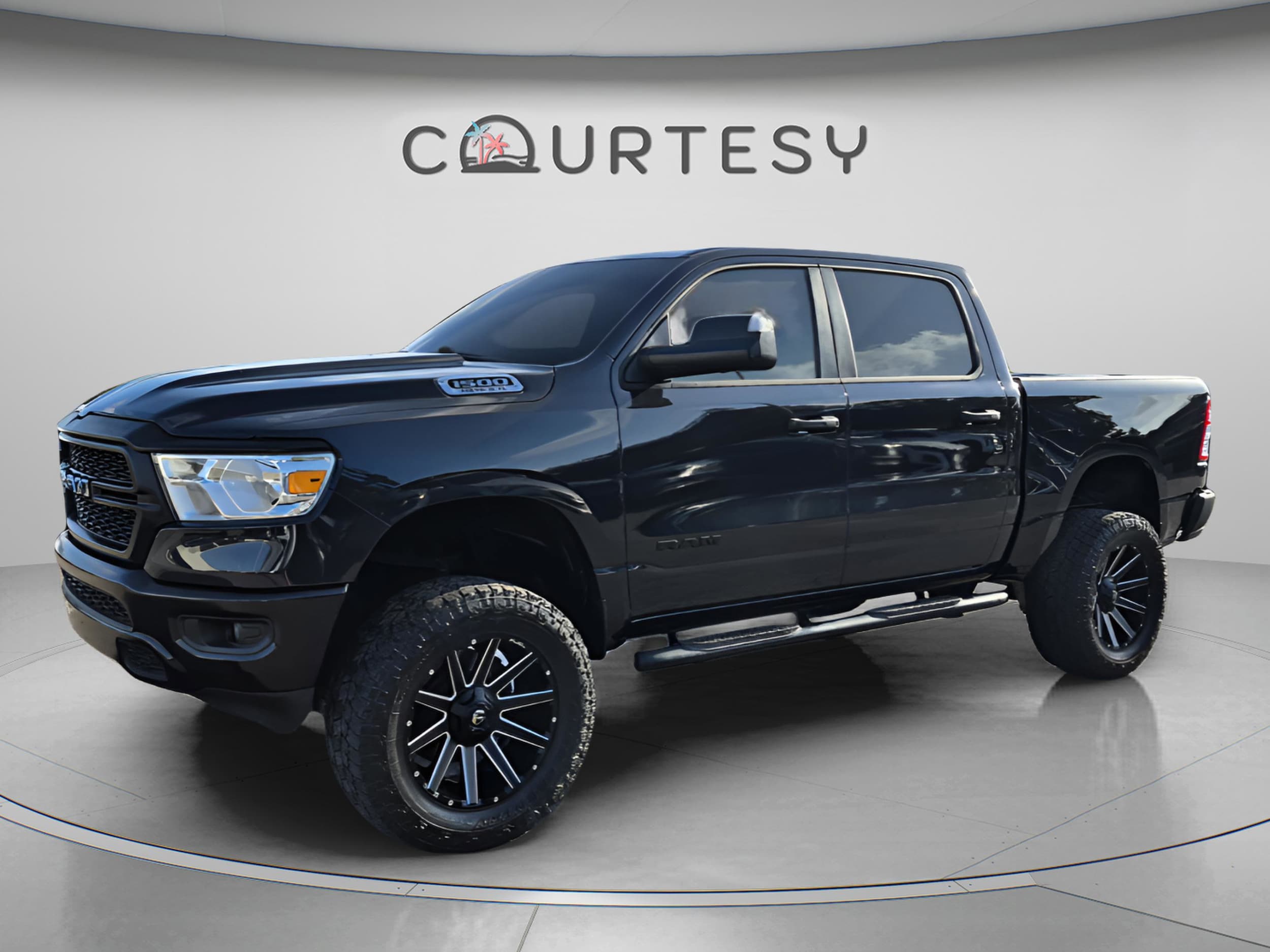2019 RAM 1500 Tradesman Crew Cab 5'7's photo