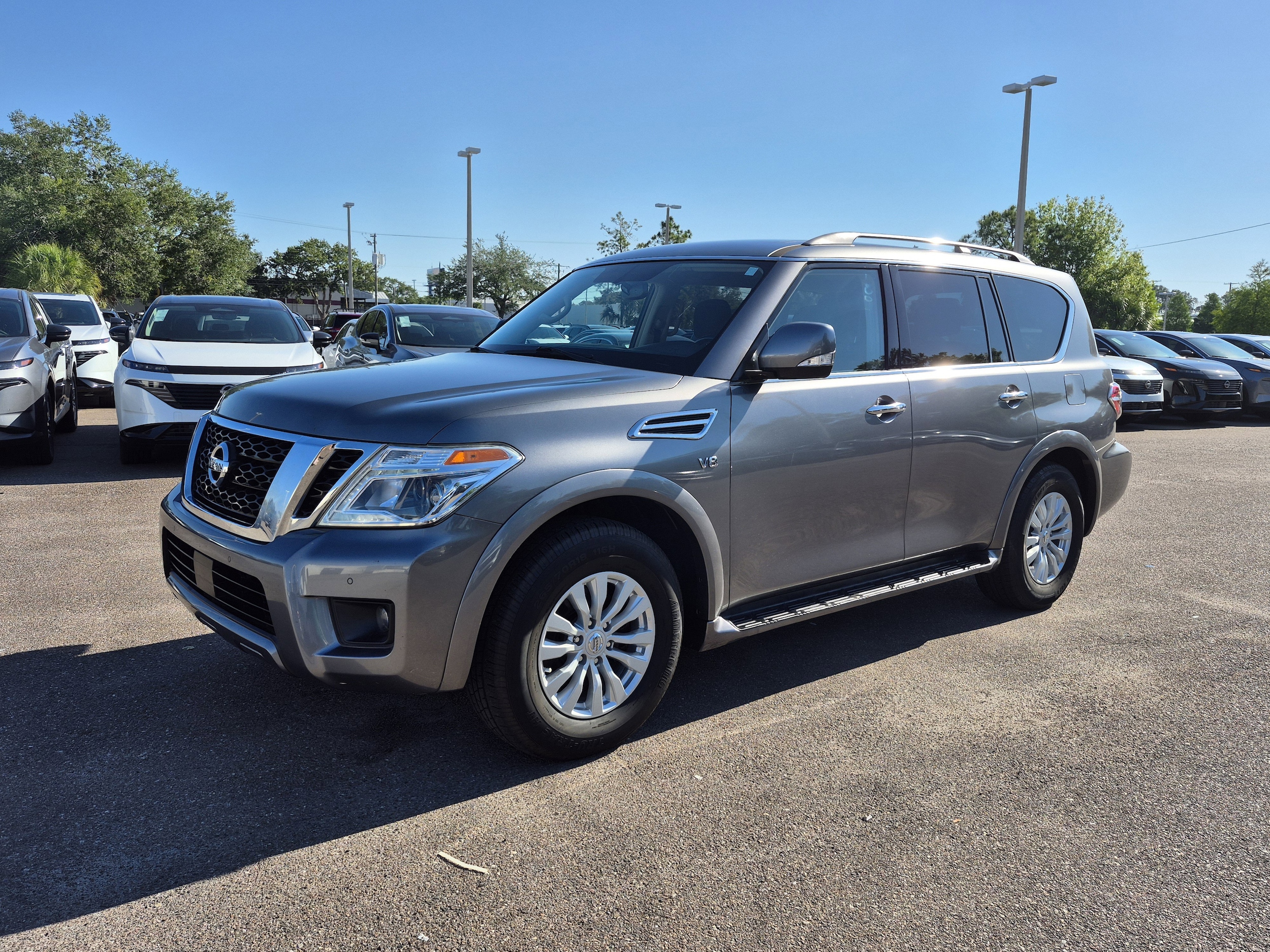 2019 Nissan Armada SV 4X2's photo