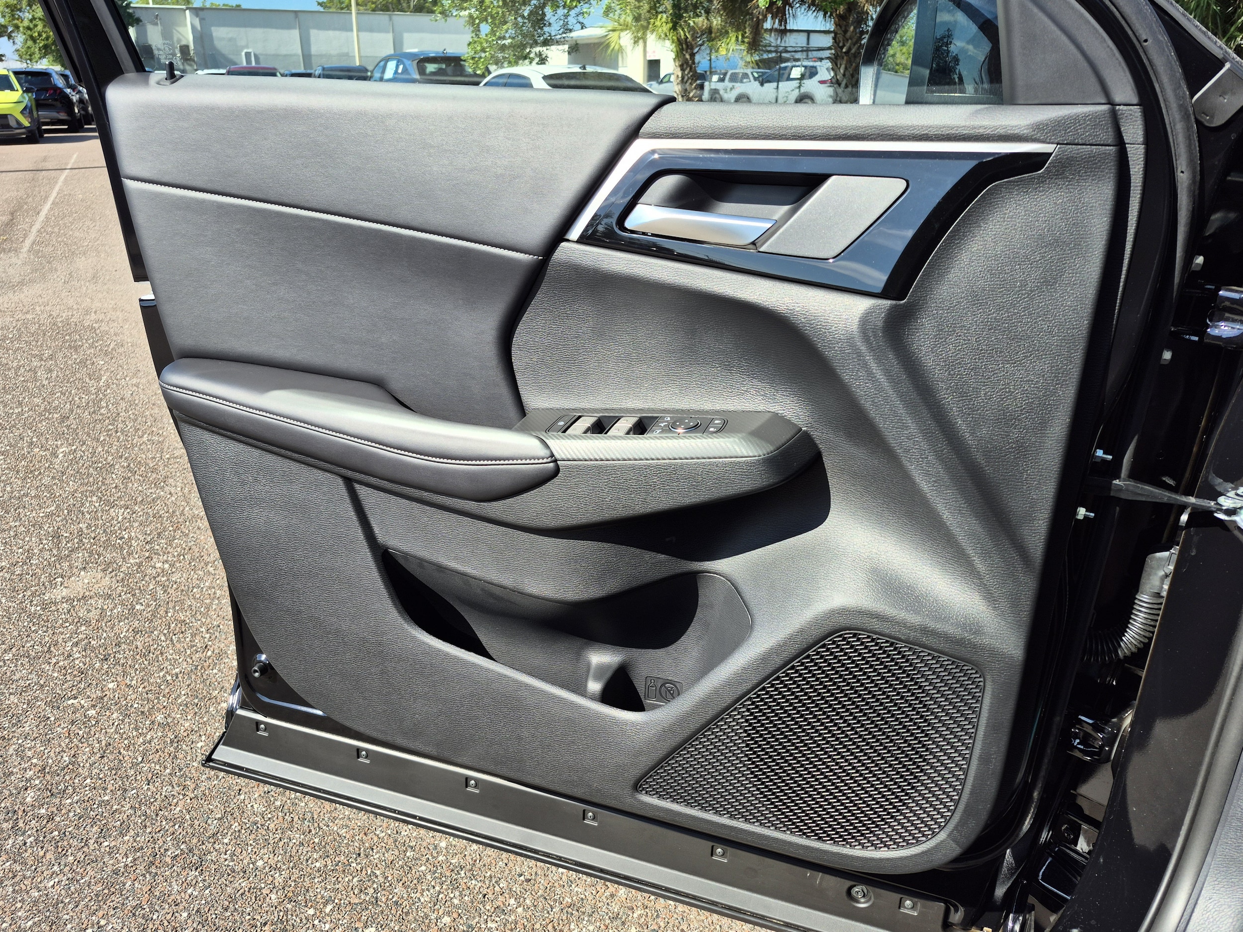 2026 Nissan Rogue Plug-In Hybrid SL - Photo 26