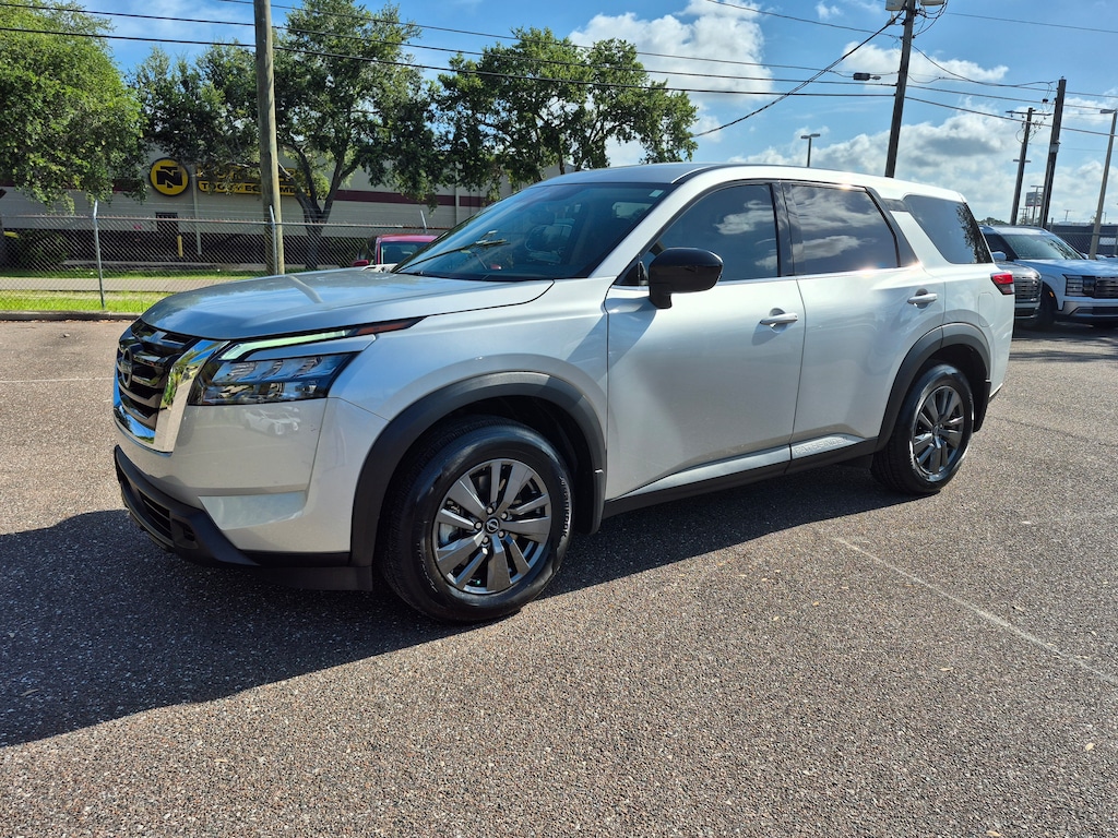 Certified 2025 Nissan Pathfinder S SUV