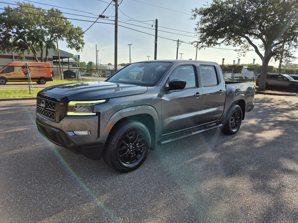 Used 2023 Nissan Frontier SV Truck Crew Cab