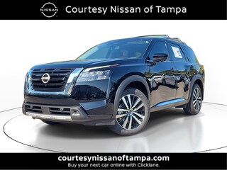 2025 Nissan Pathfinder Platinum SUV