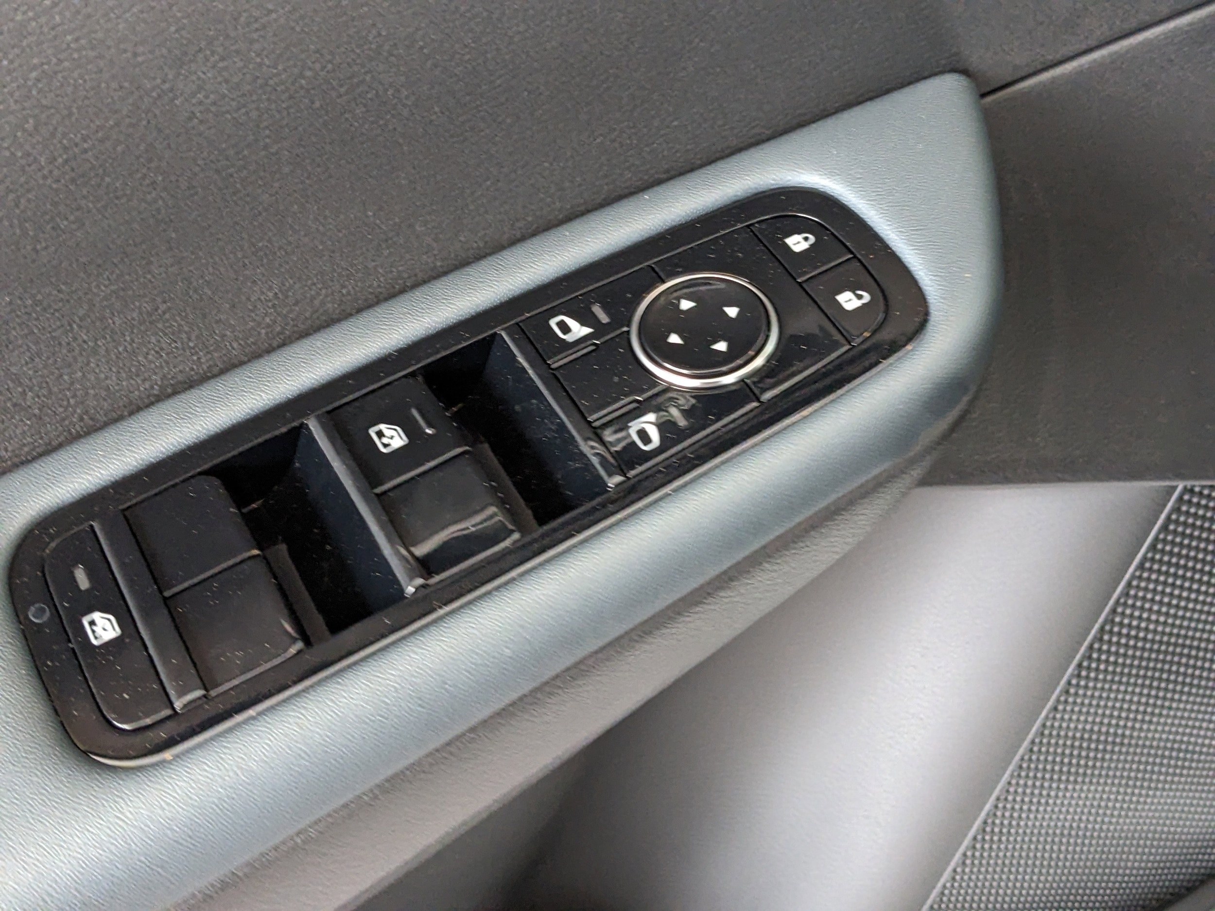 2026 Nissan LEAF SV+ - Photo 15