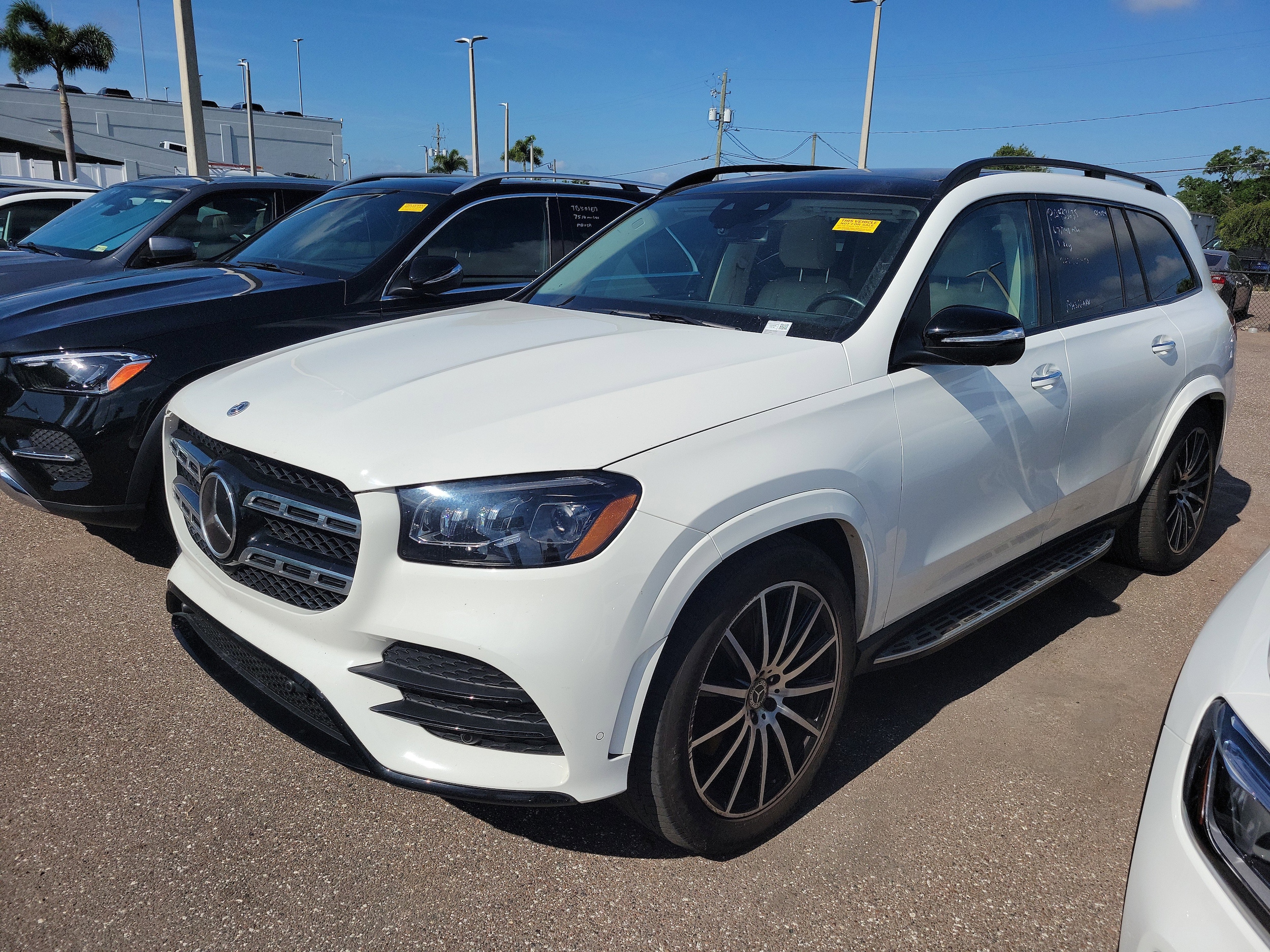 2023 Mercedes-Benz GLS GLS 450's photo