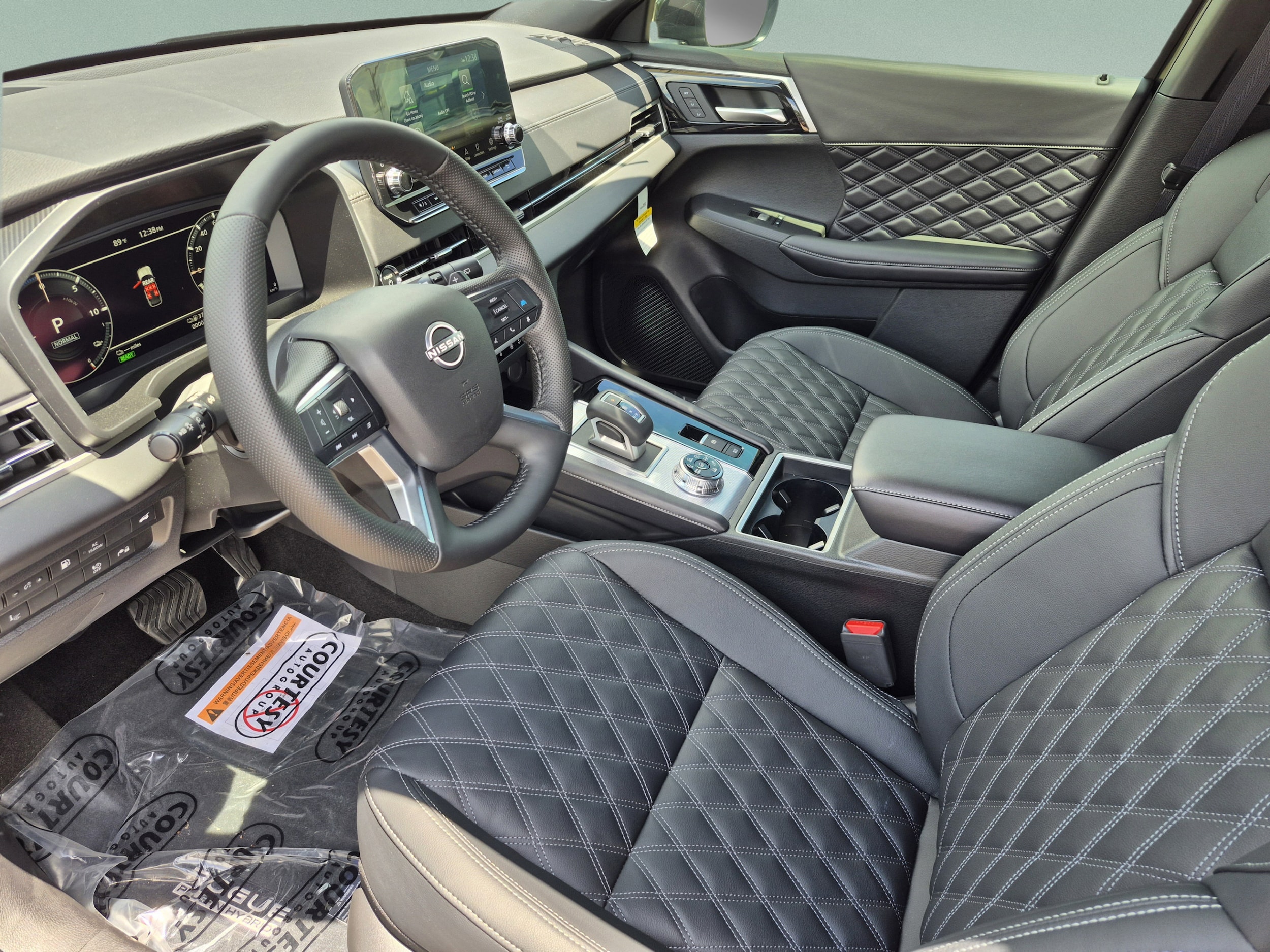 2026 Nissan Rogue Plug-In Hybrid Platinum - Photo 19