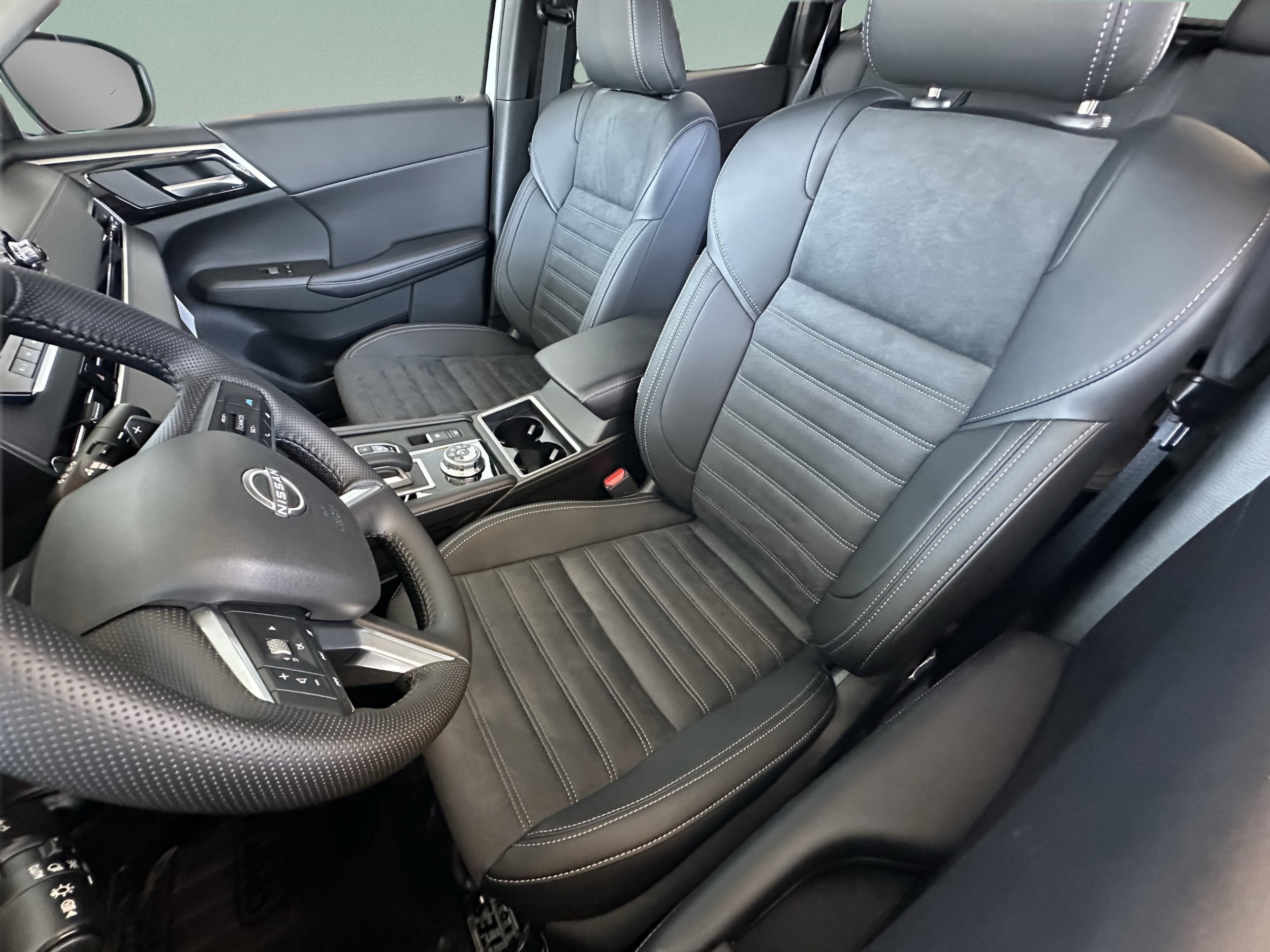 2026 Nissan Rogue Plug-In Hybrid SL - Photo 18