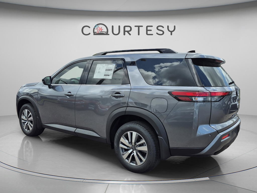 New 2026 Nissan Pathfinder SL SUV
