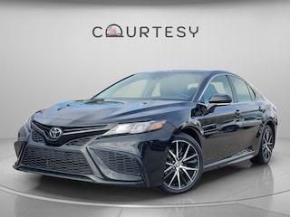 2023 Toyota Camry SE Sedan