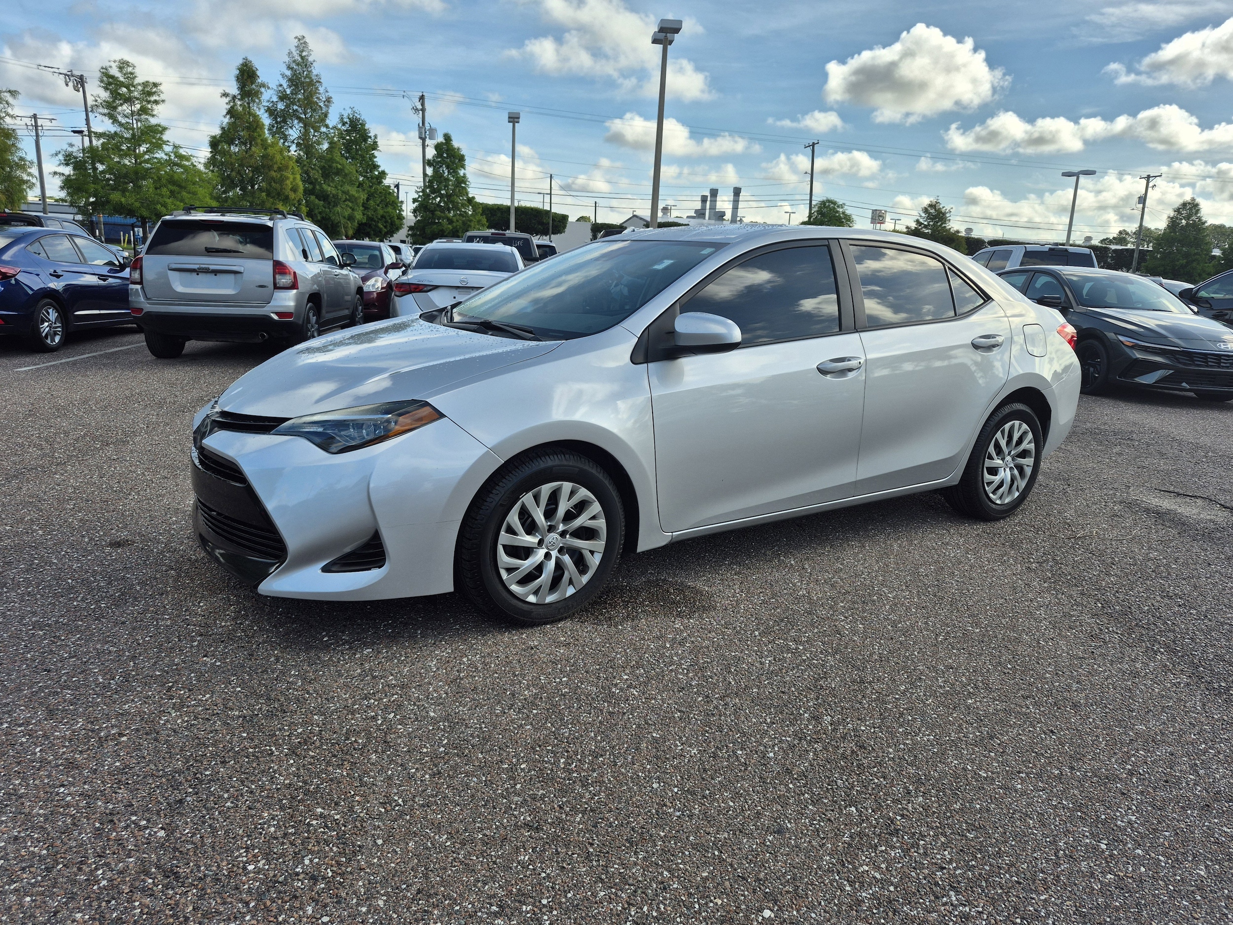 2019 Toyota Corolla LE AT's photo