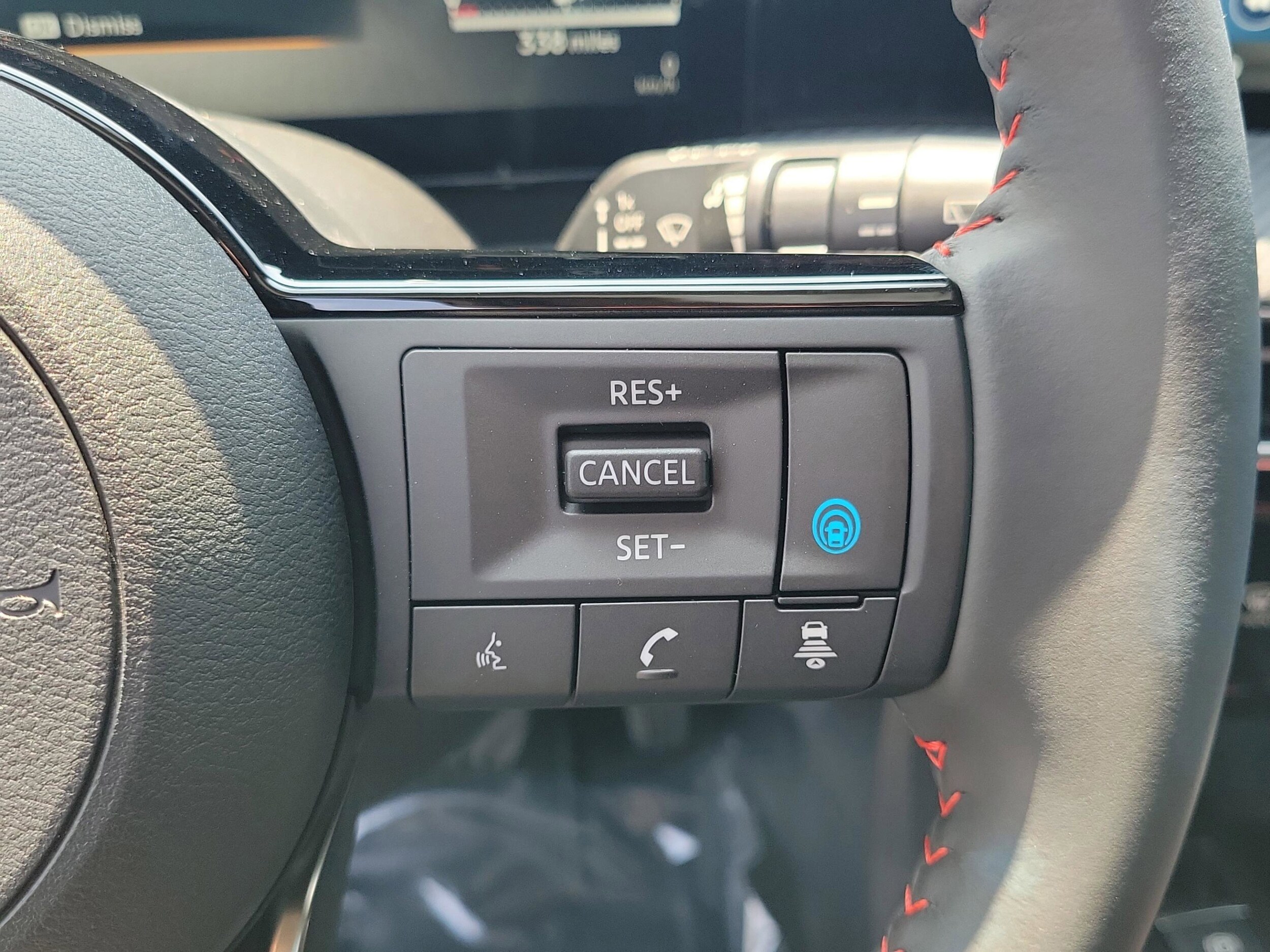 2025 Nissan Kicks SR - Photo 26