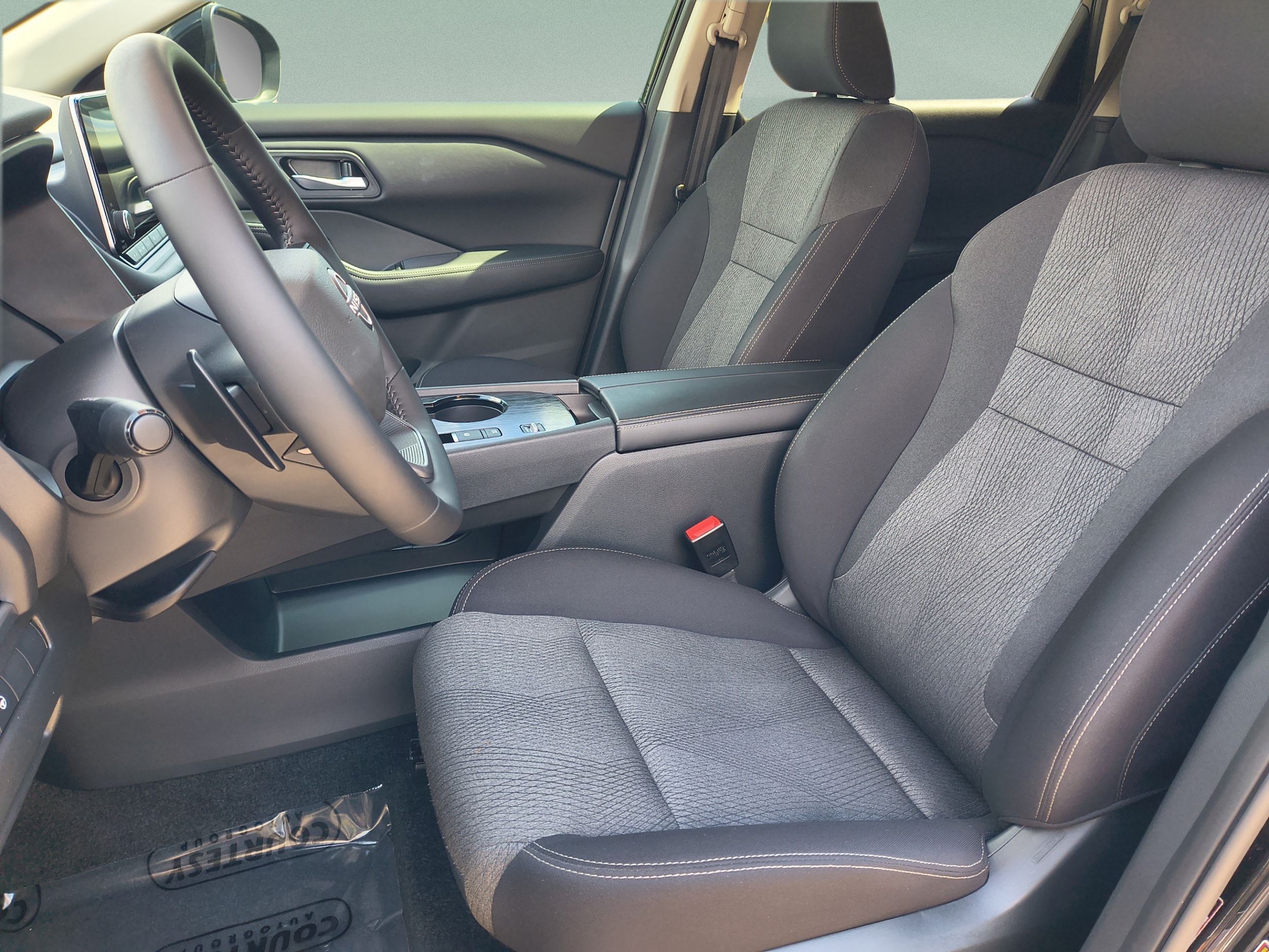 2026 Nissan Rogue SV - Photo 22