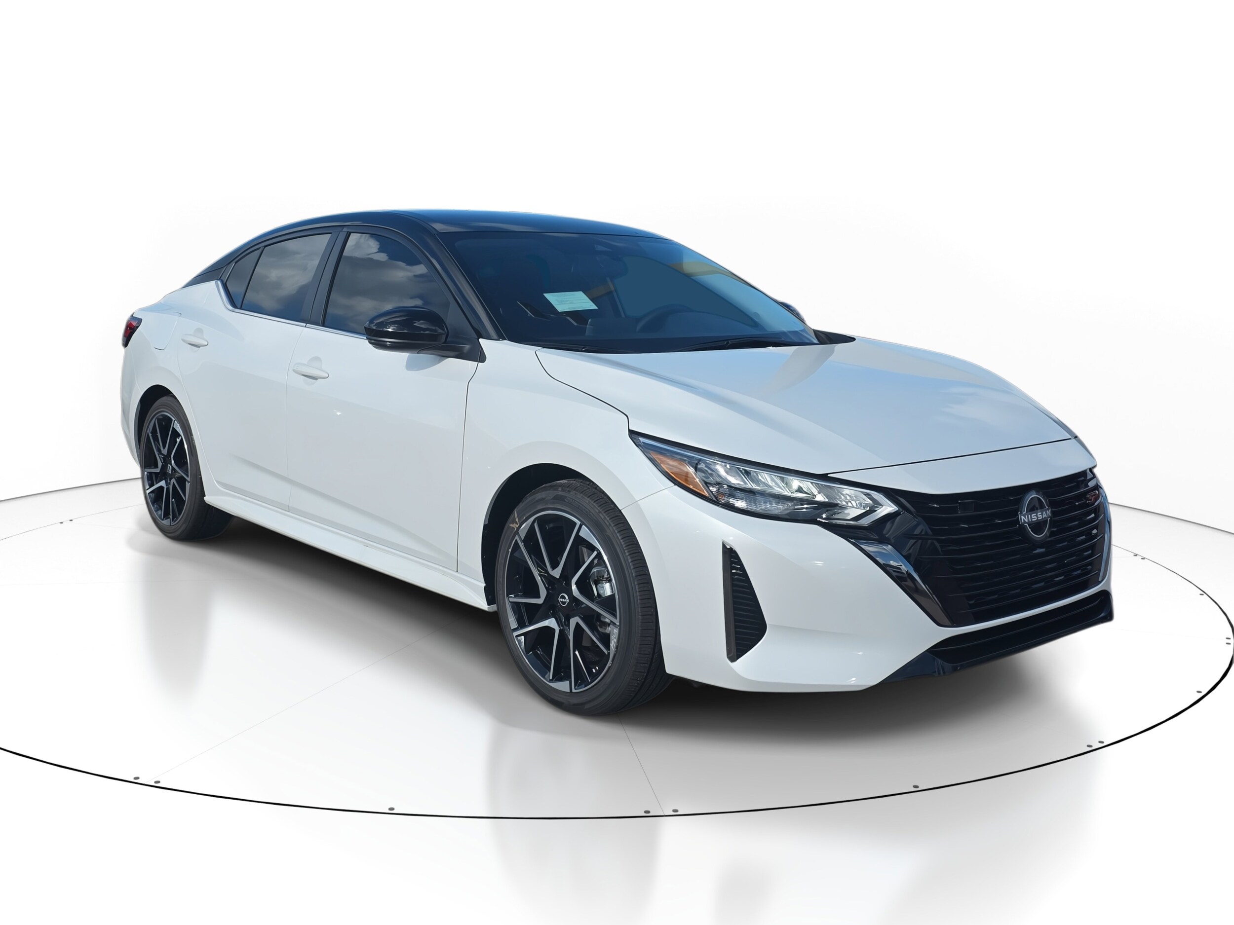 2025 Nissan Sentra SR photo 3