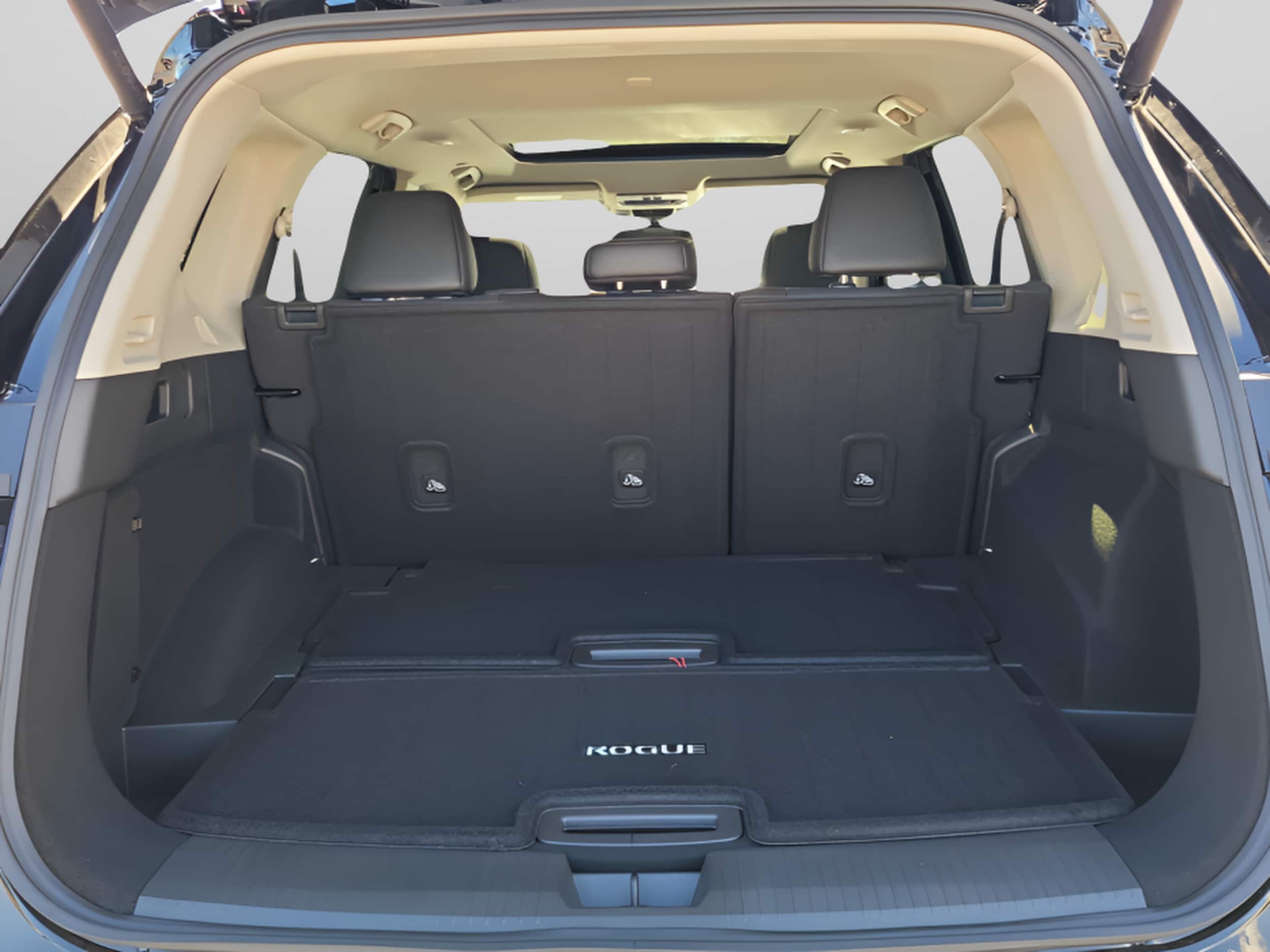 2026 Nissan Rogue Platinum - Photo 7