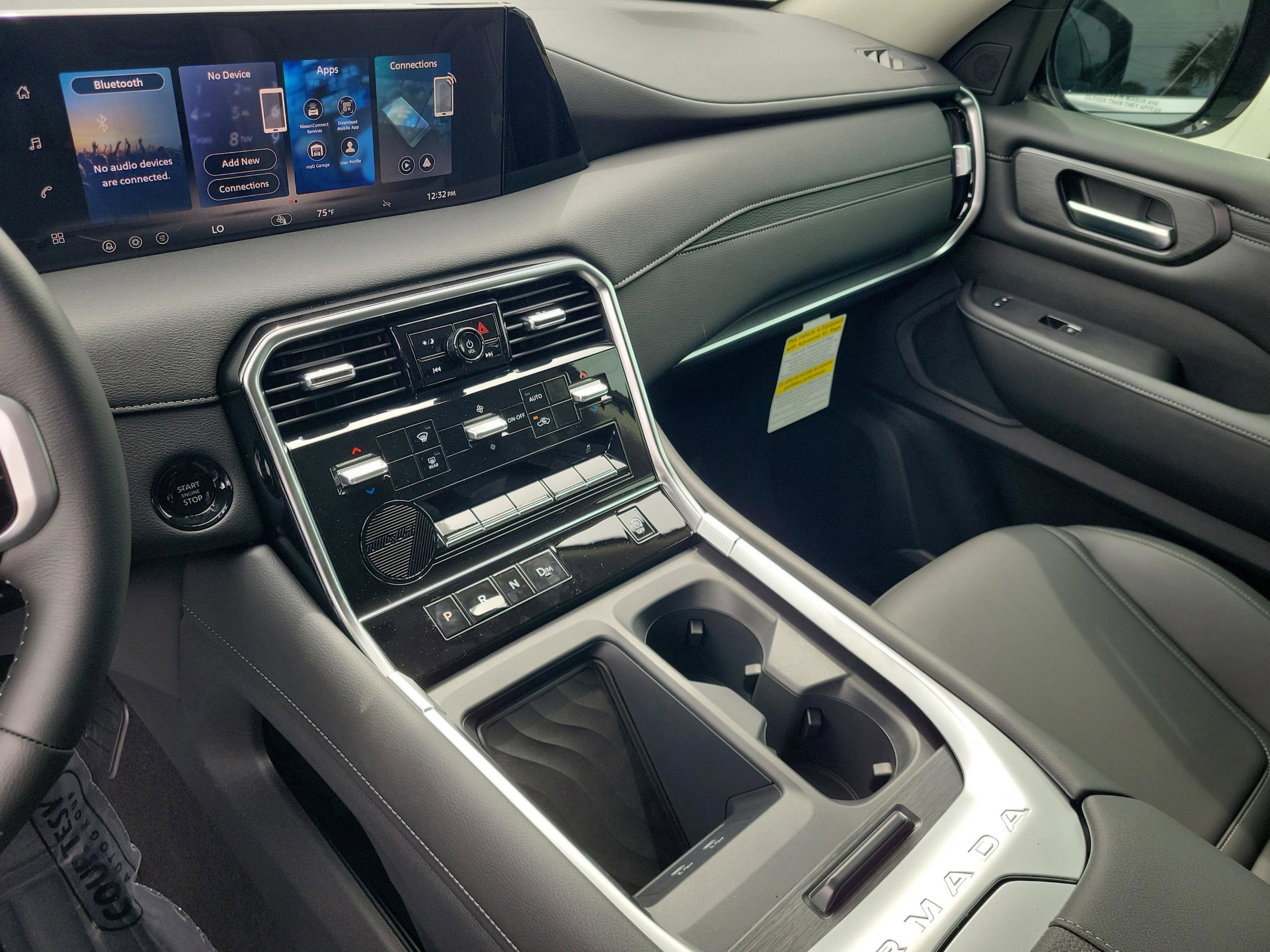 2026 Nissan Armada SV - Photo 27