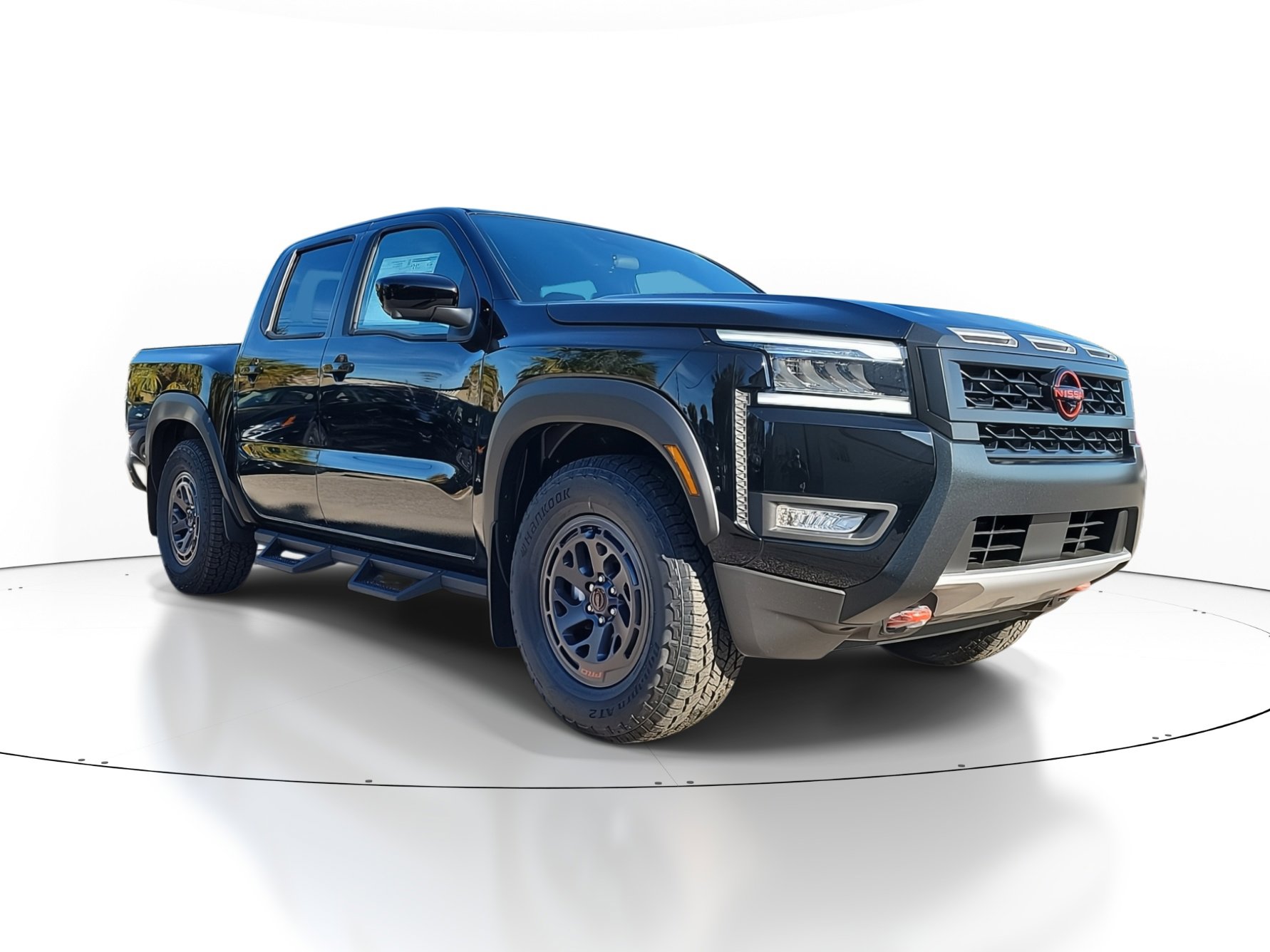 2025 Nissan Frontier PRO-X photo 2