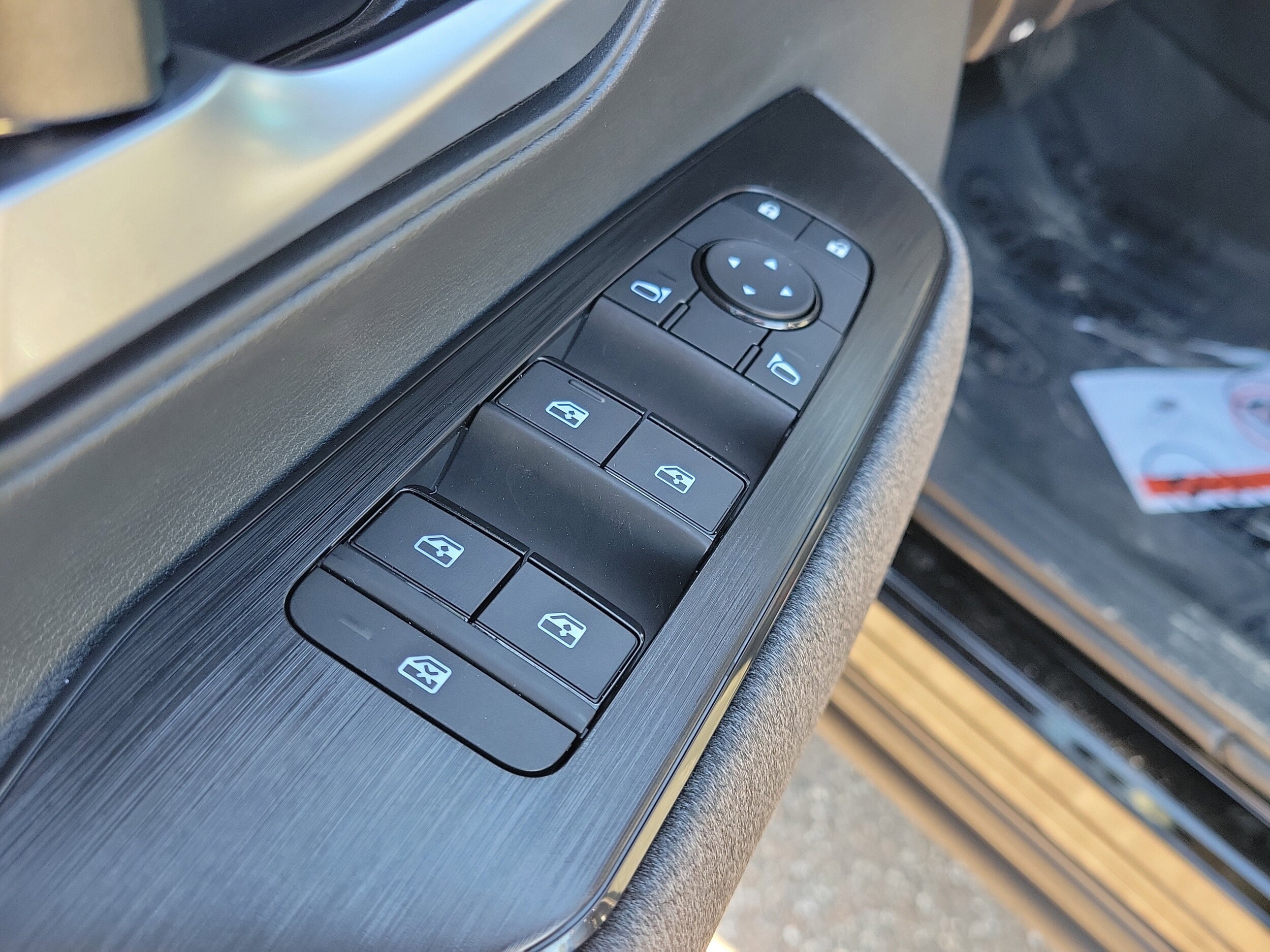 2026 Nissan KICKS SV - Photo 18