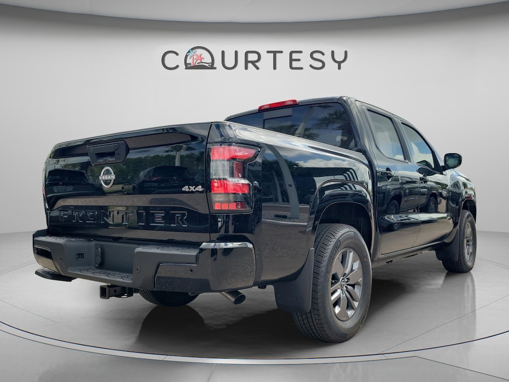 New 2026 Nissan Frontier SV Truck Crew Cab