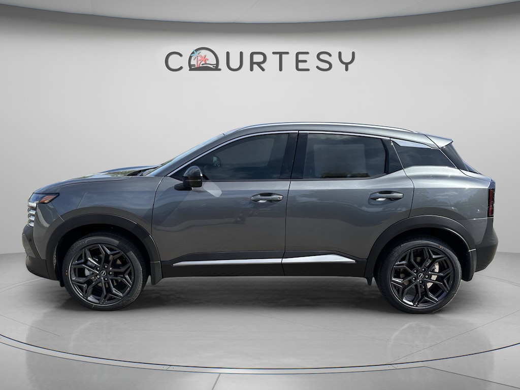 New 2026 Nissan Kicks SR SUV