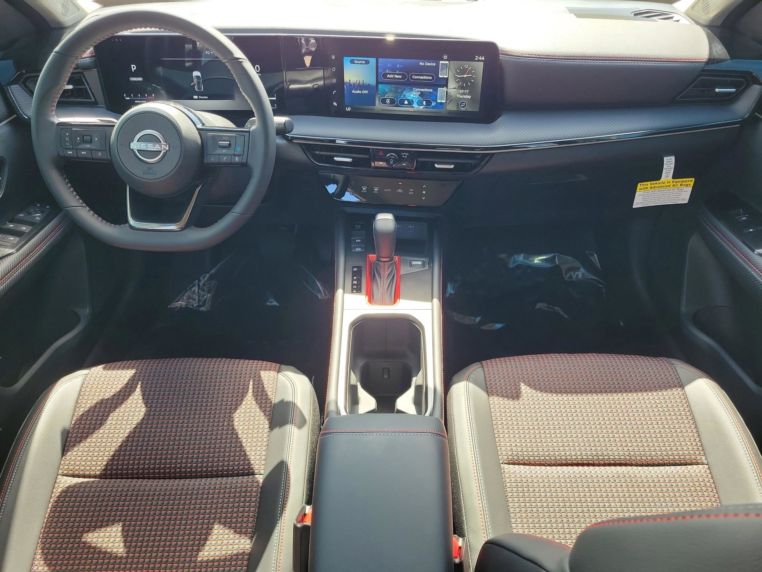 2025 Nissan Kicks SR - Photo 15