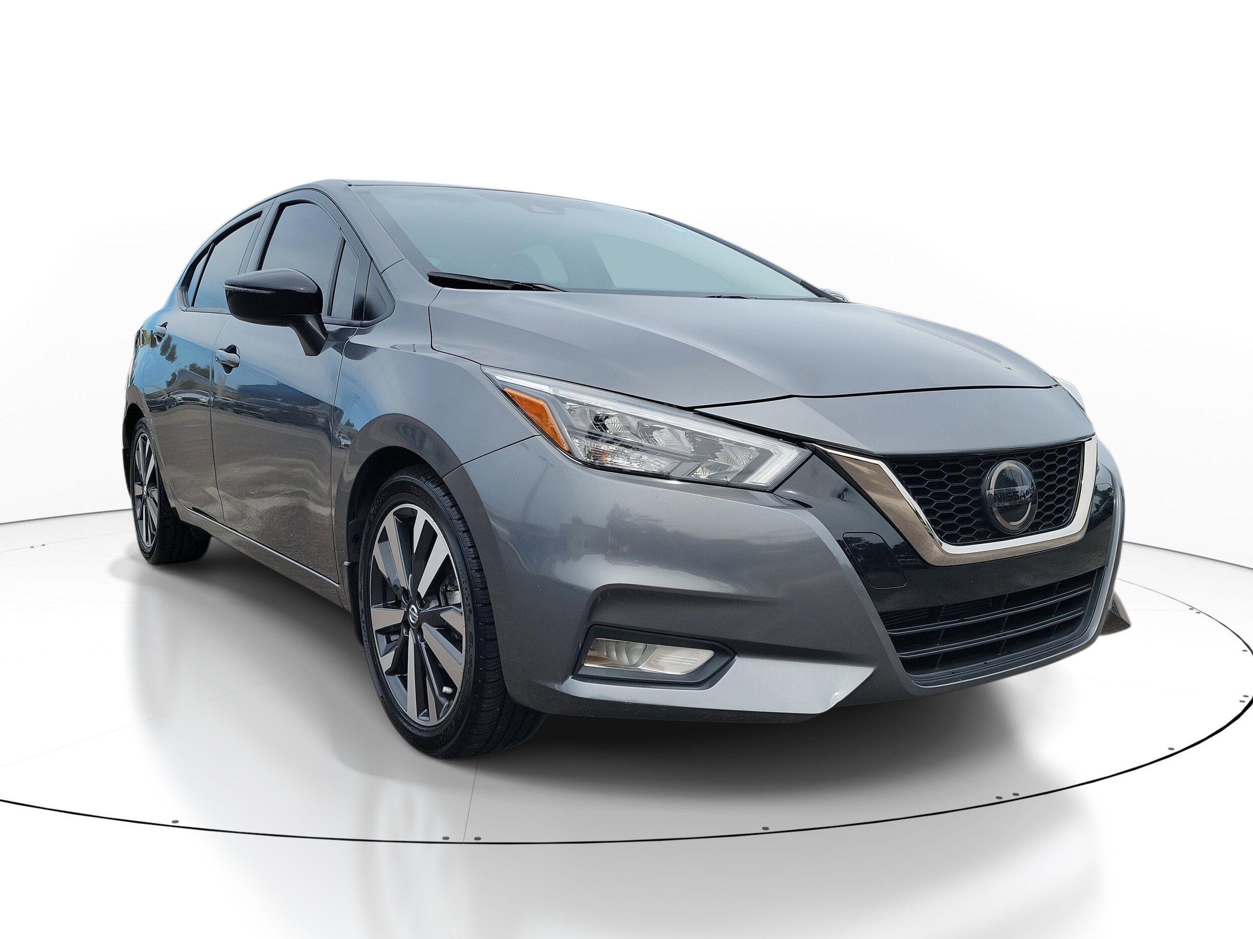 2021 Nissan Versa 1.6 SR photo 3