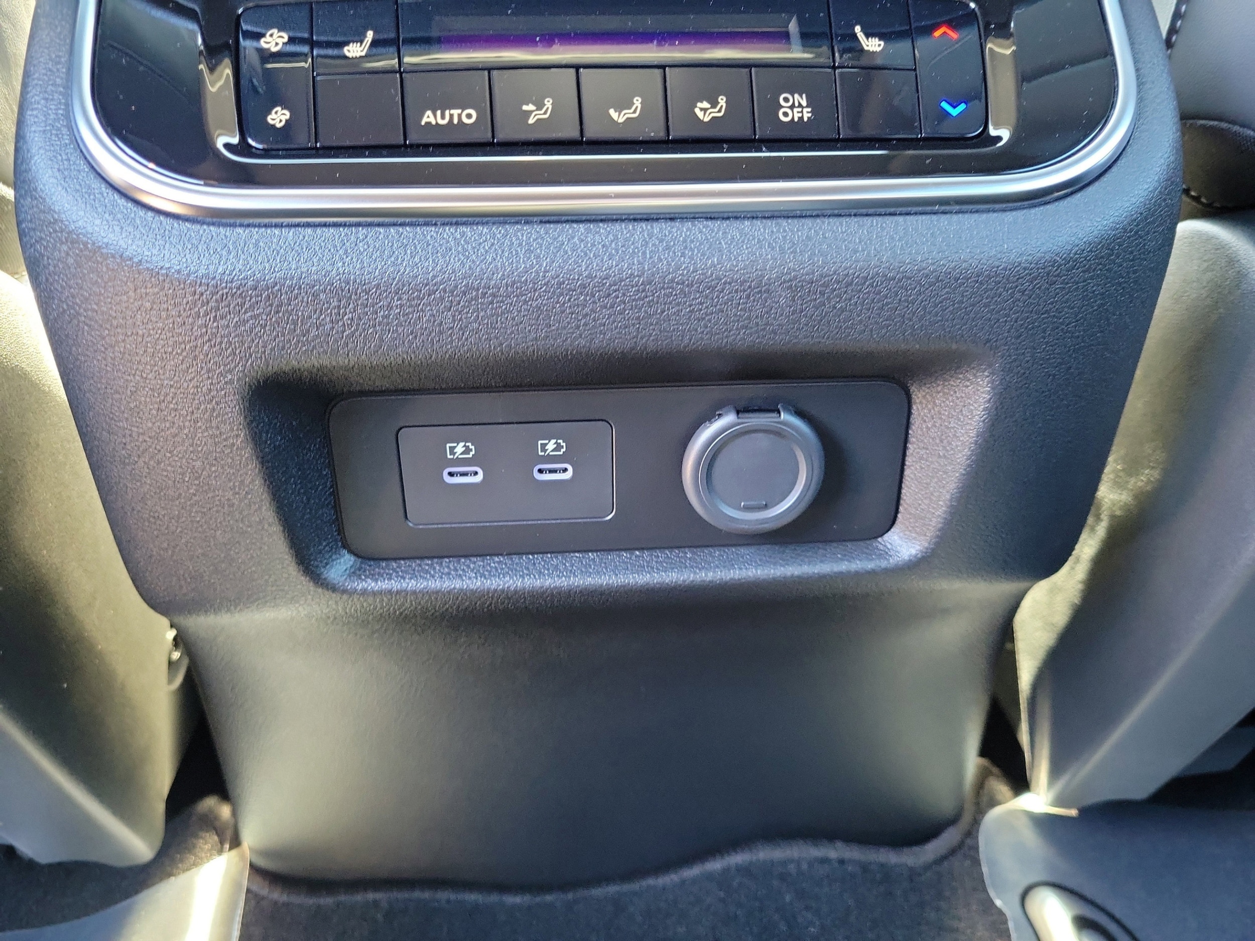 2026 Nissan Armada Platinum Reserve - Photo 13