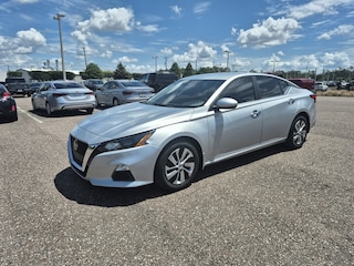 2022 Nissan Altima 2.5 S Sedan