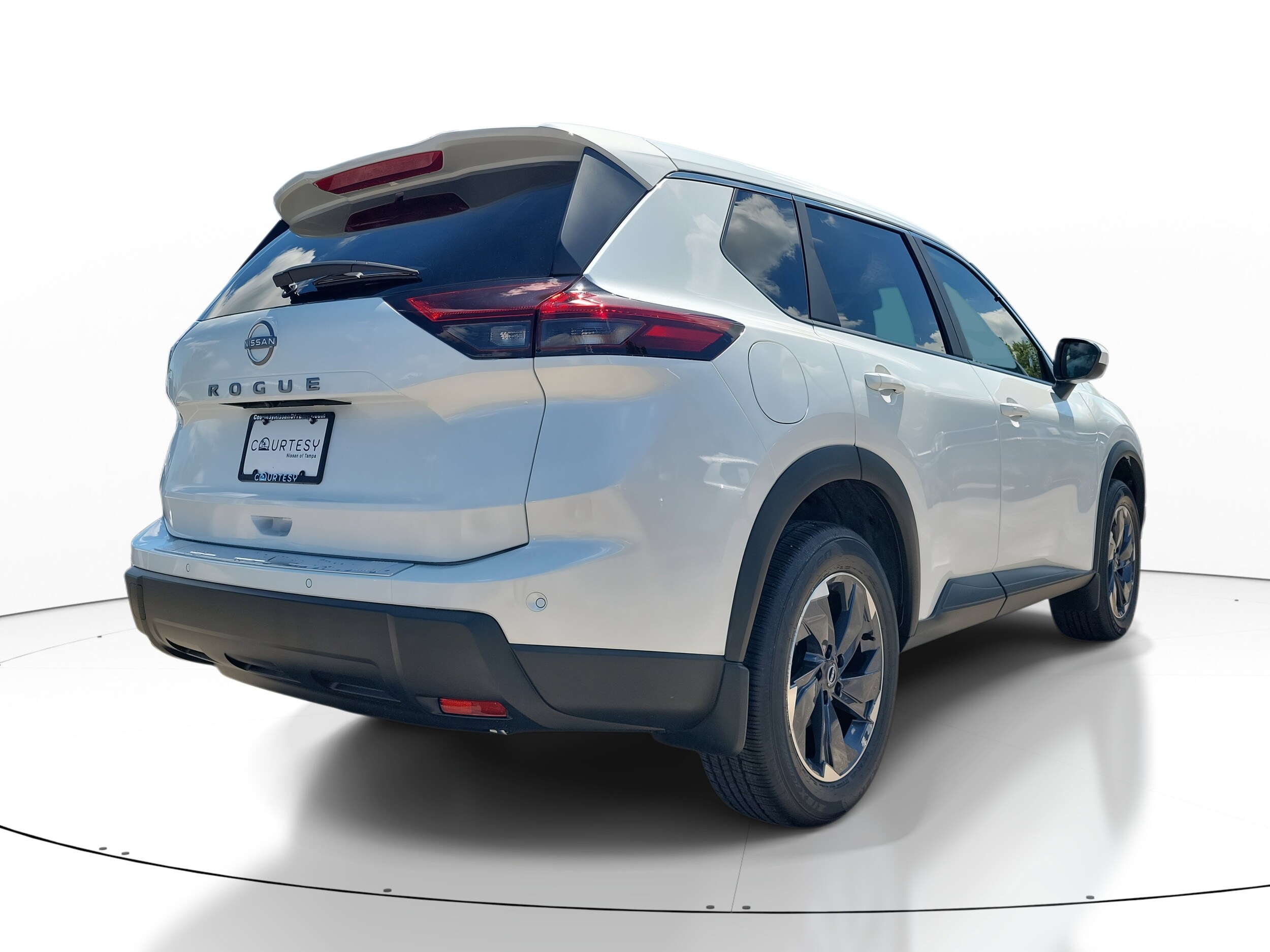 2025 Nissan Rogue SV photo 2