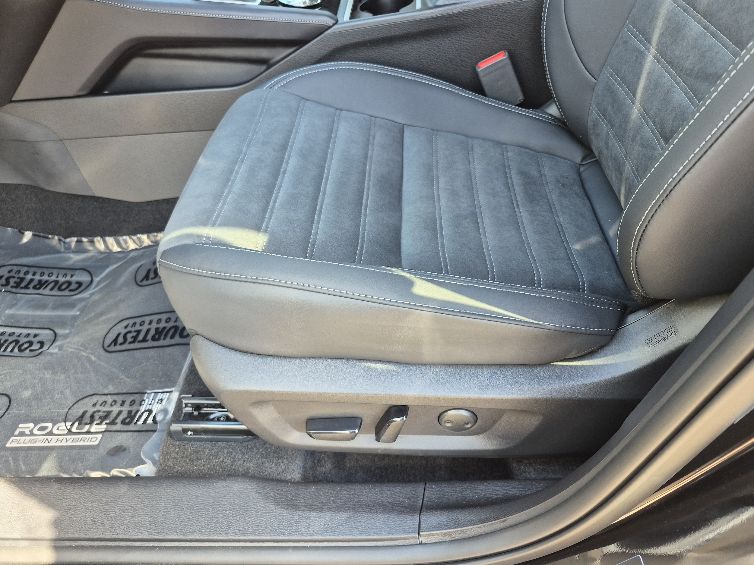 2026 Nissan Rogue Plug-In Hybrid SL - Photo 24