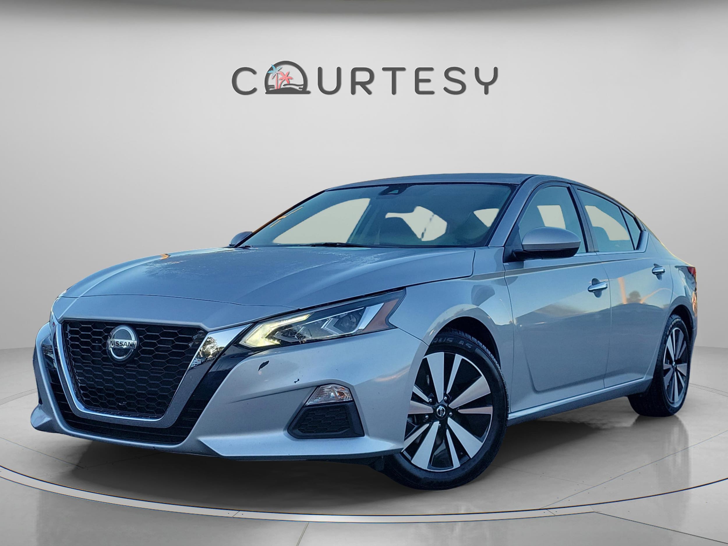 2022 Nissan Altima SV