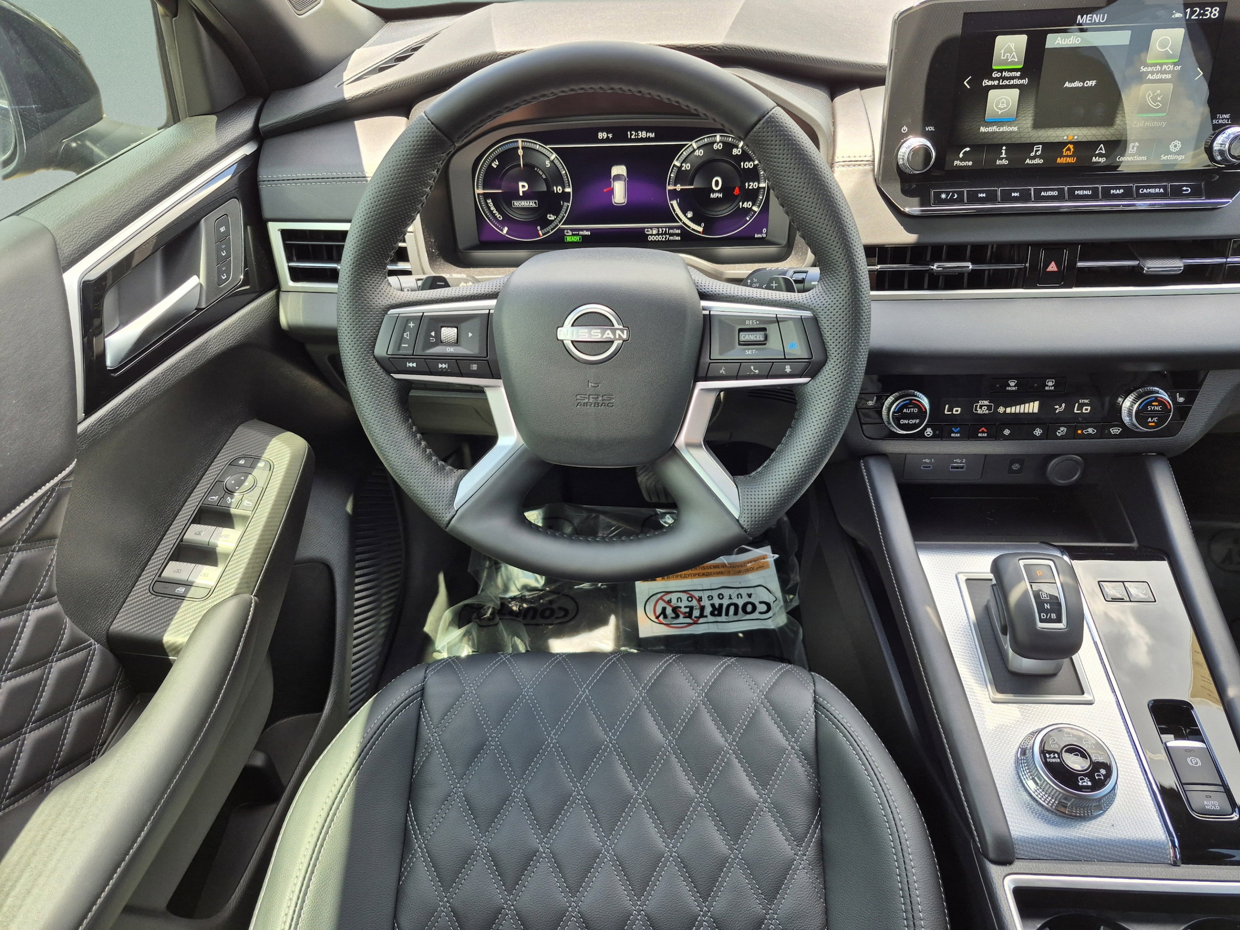 2026 Nissan Rogue Plug-In Hybrid Platinum - Photo 13