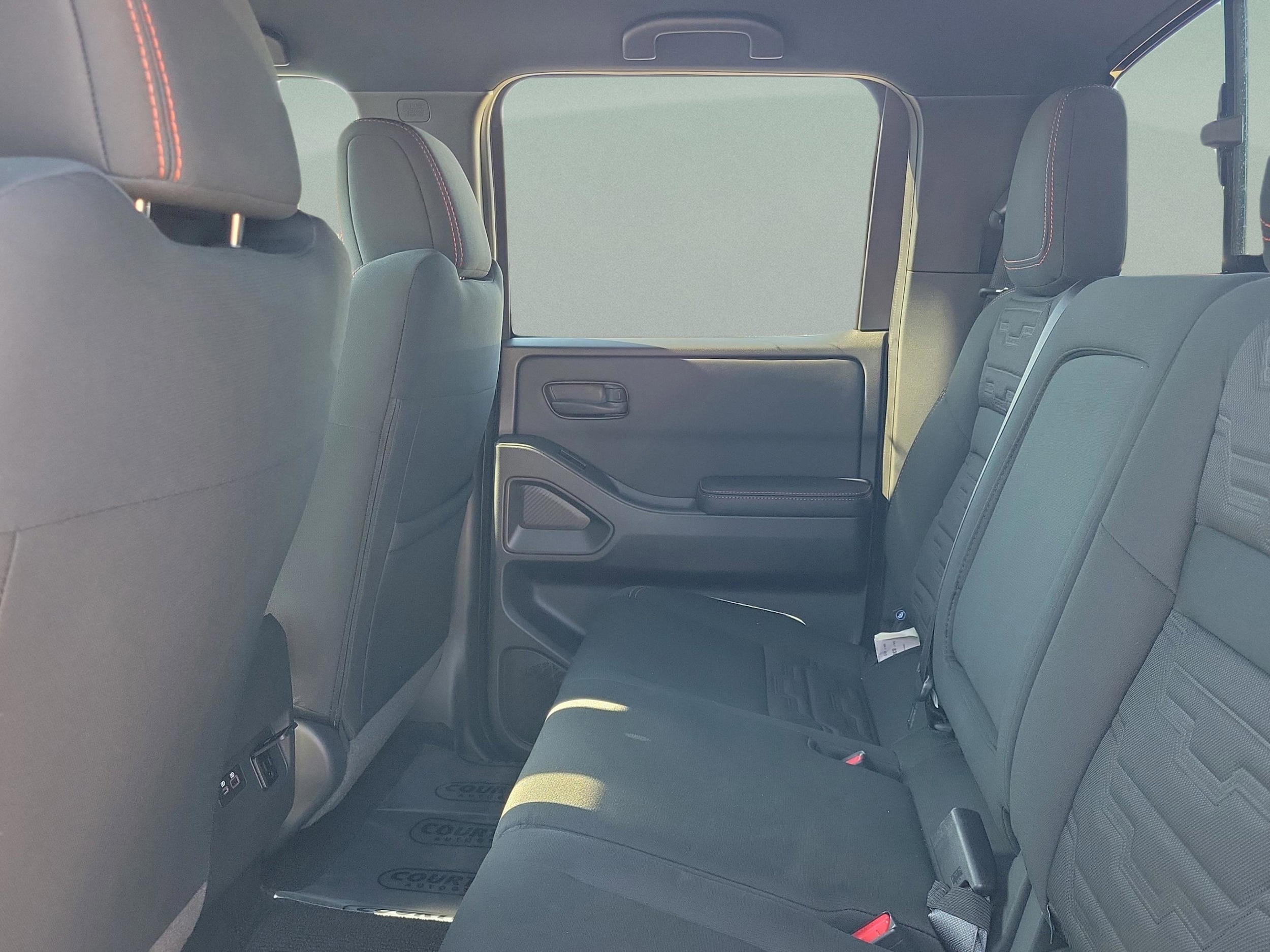 2026 Nissan Frontier PRO-4X - Photo 12