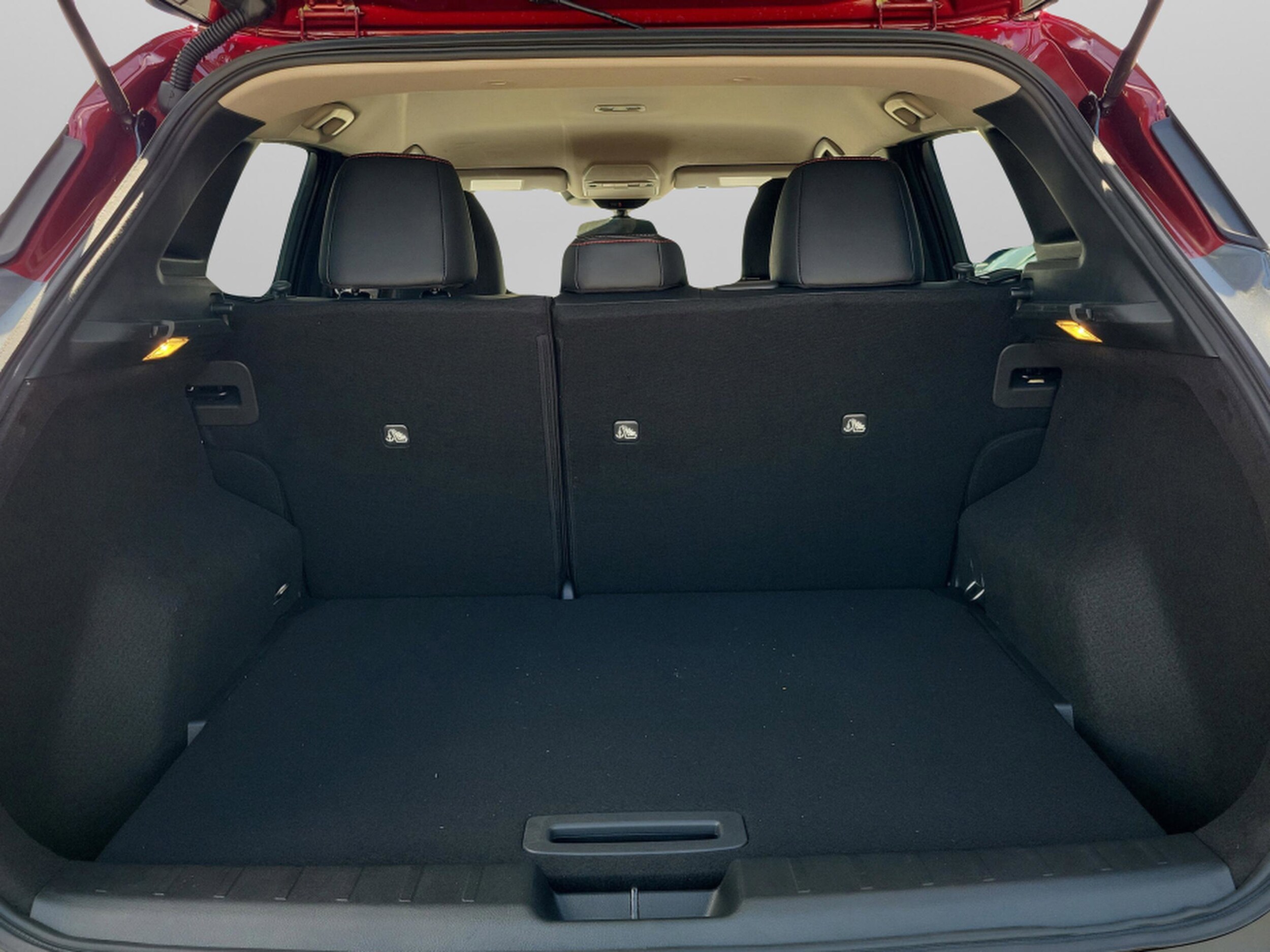 2025 Nissan Kicks SR - Photo 10