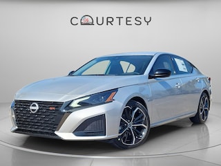 2025 Nissan Altima SR Sedan