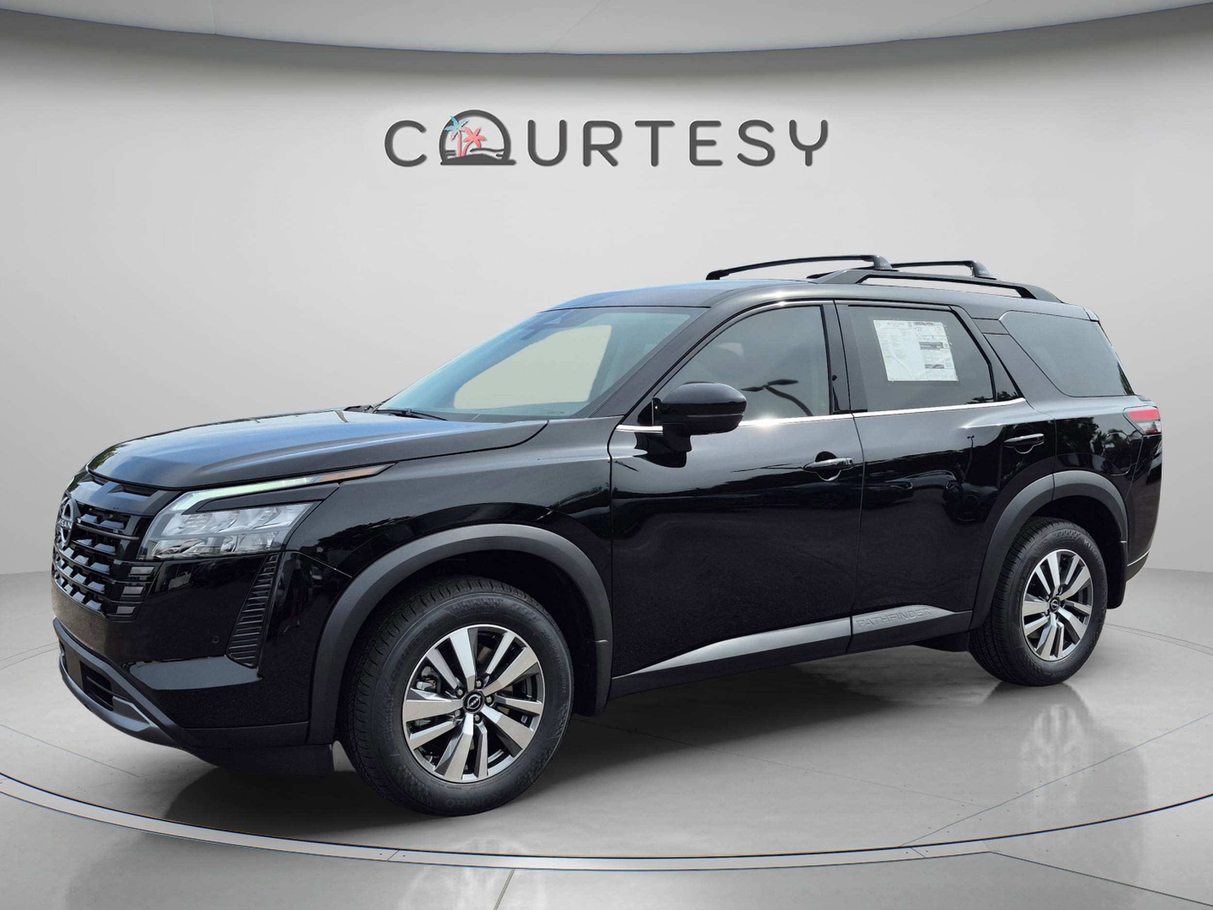 2026 Nissan Pathfinder SL 2WD's photo