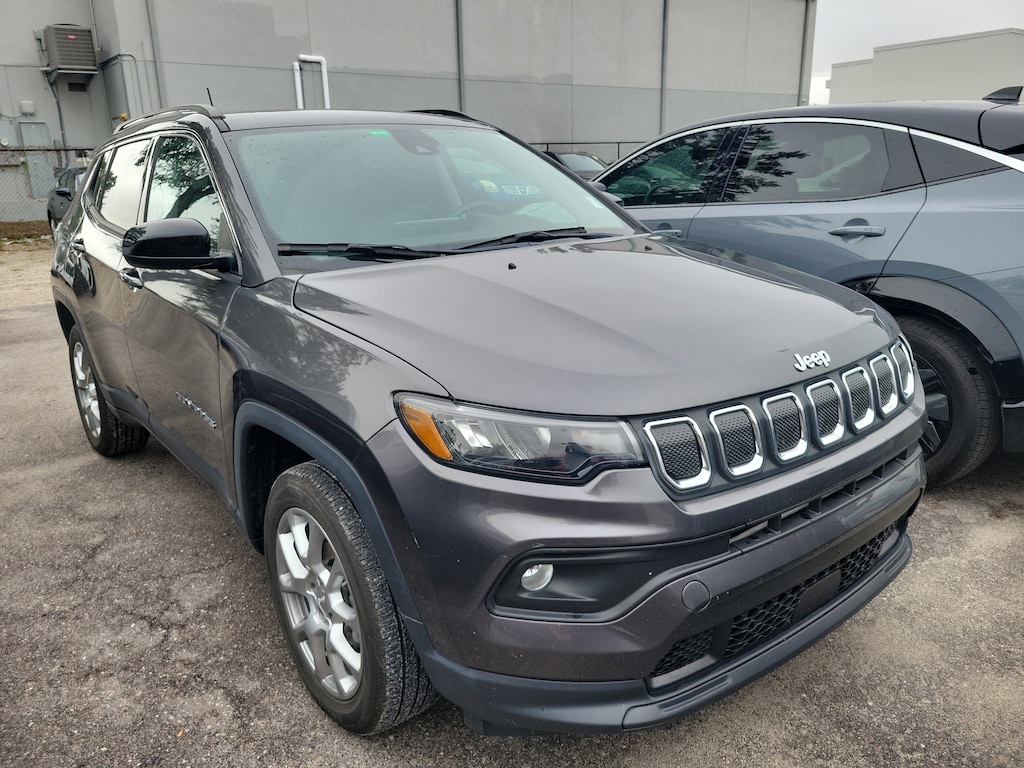 Used 2022 Jeep Compass Latitude Lux SUV