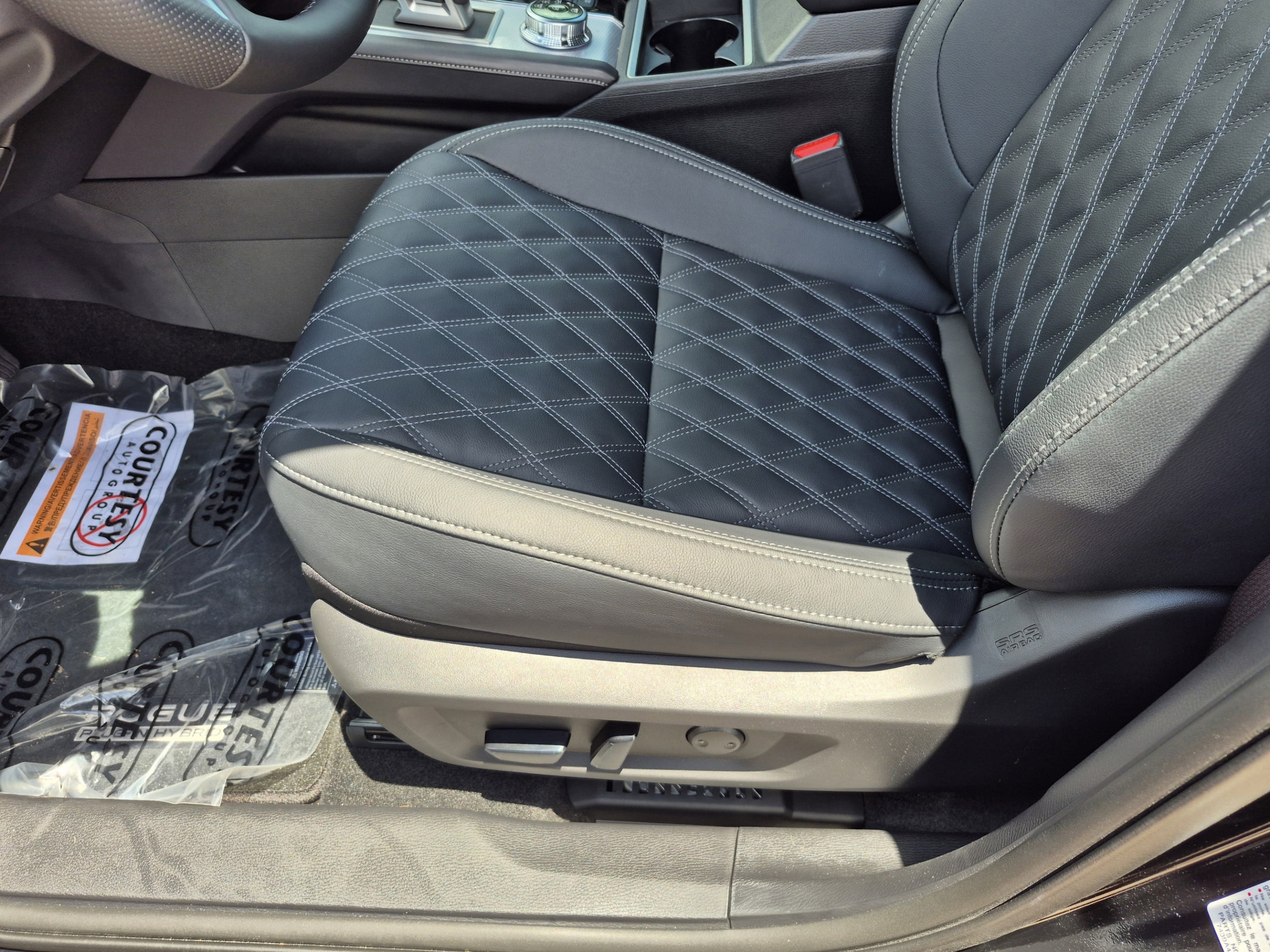 2026 Nissan Rogue Plug-In Hybrid Platinum - Photo 21