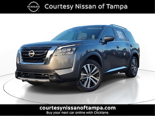 2025 Nissan Pathfinder Platinum SUV