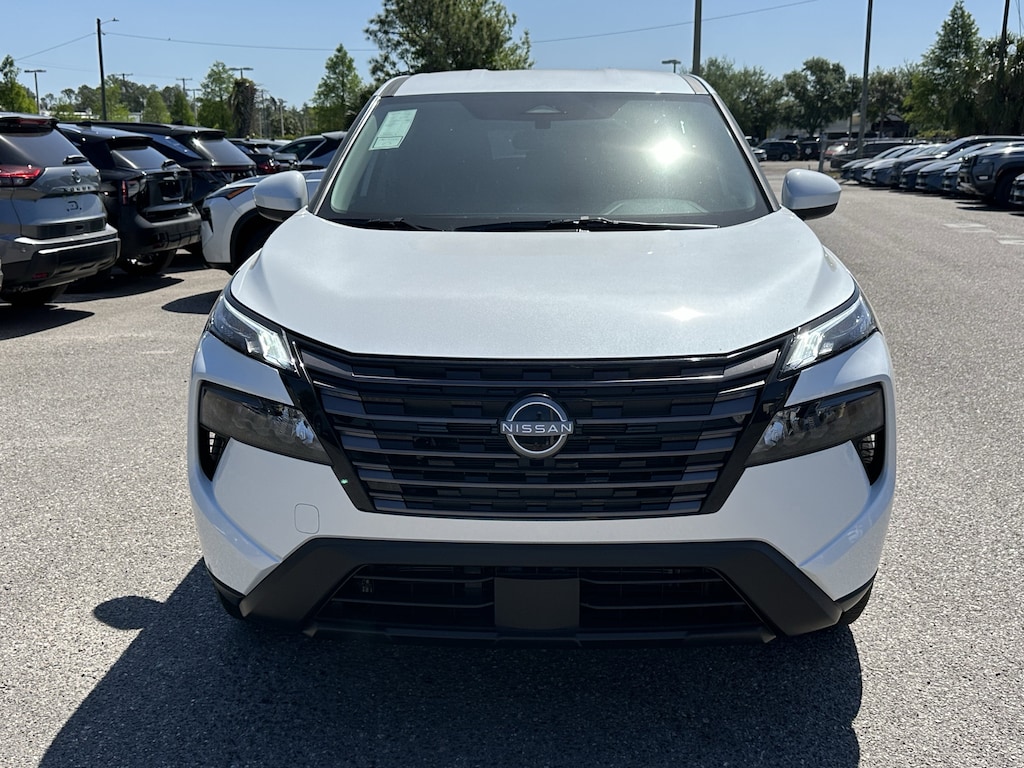 New 2026 Nissan Rogue SV SUV