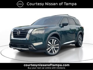 2023 Nissan Pathfinder Platinum SUV