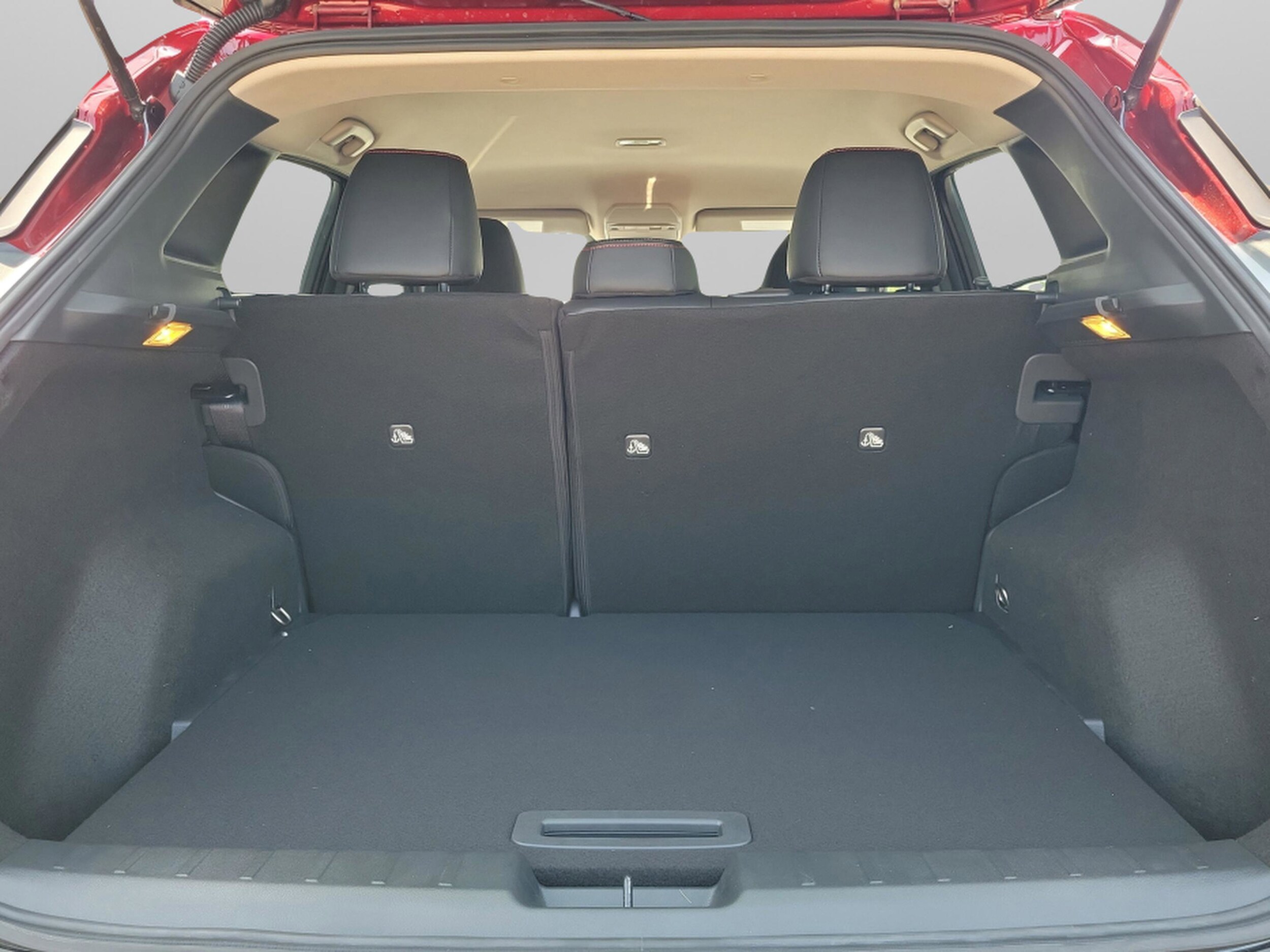 2025 Nissan Kicks SR - Photo 10