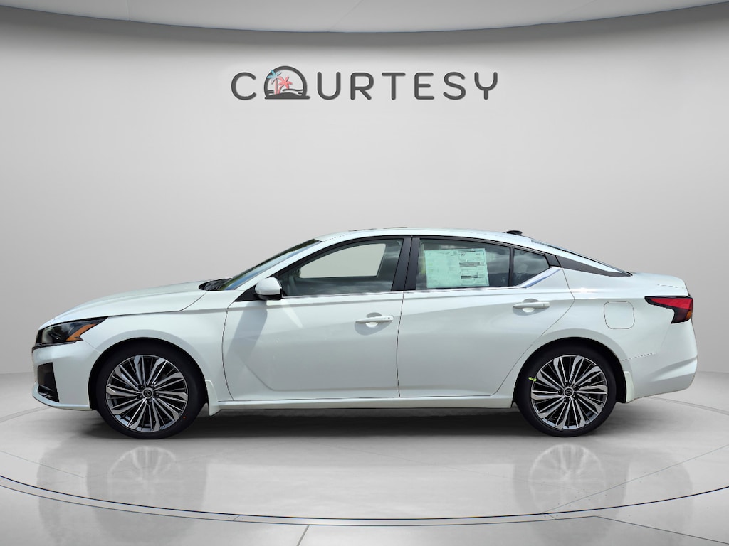 New 2026 Nissan Altima SV Sedan
